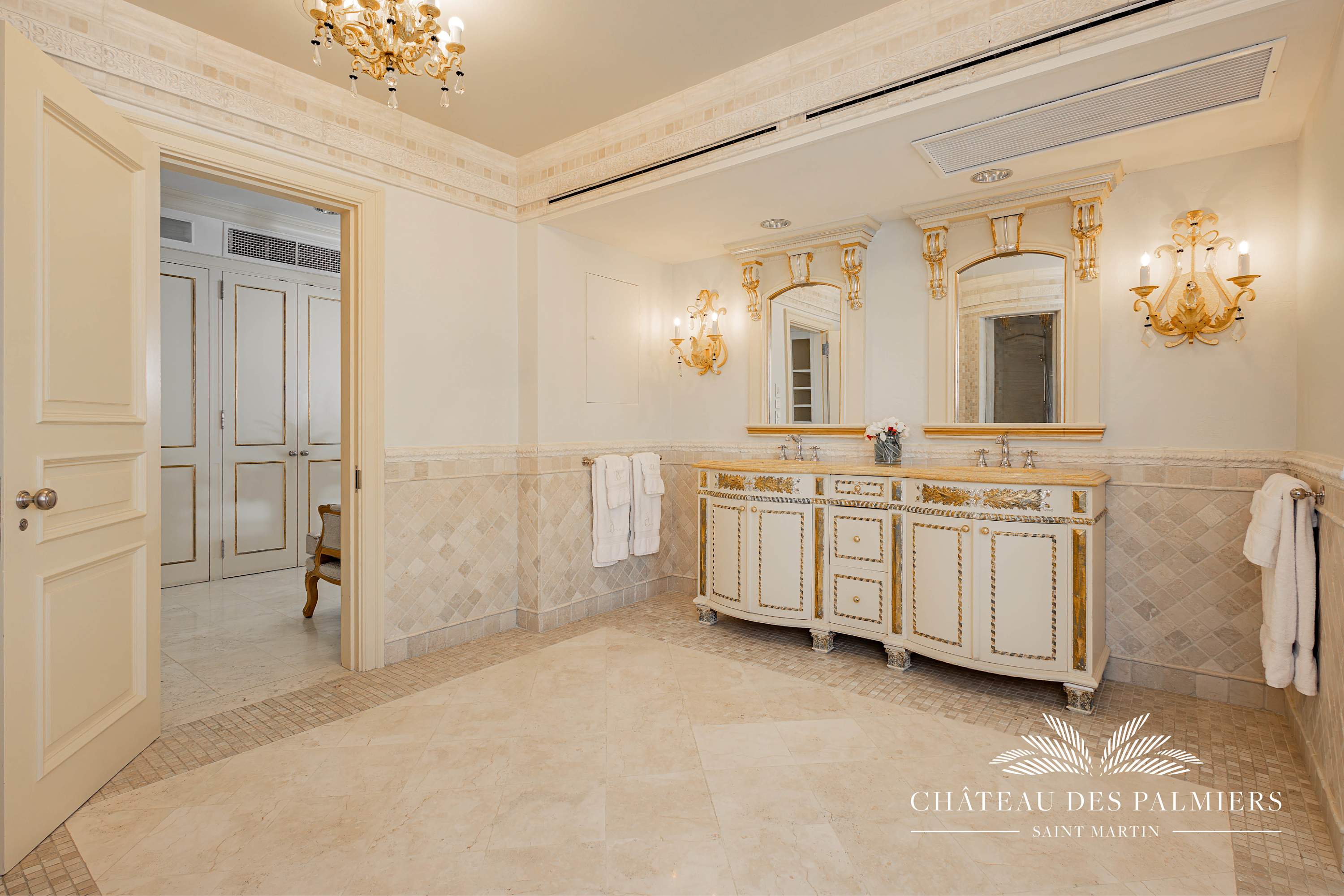 Chateau des Palmiers, 10 Bedroom Beachfront Estate on Plum Bay - Photo 18