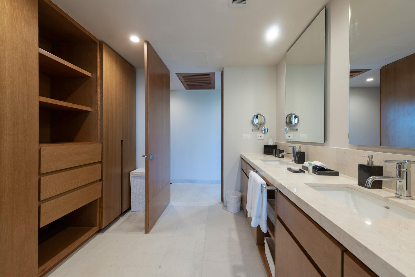 Condo Surf Sea Streich, Ocean-View Living at the Surf Residences in Punta Mita Gallery 3