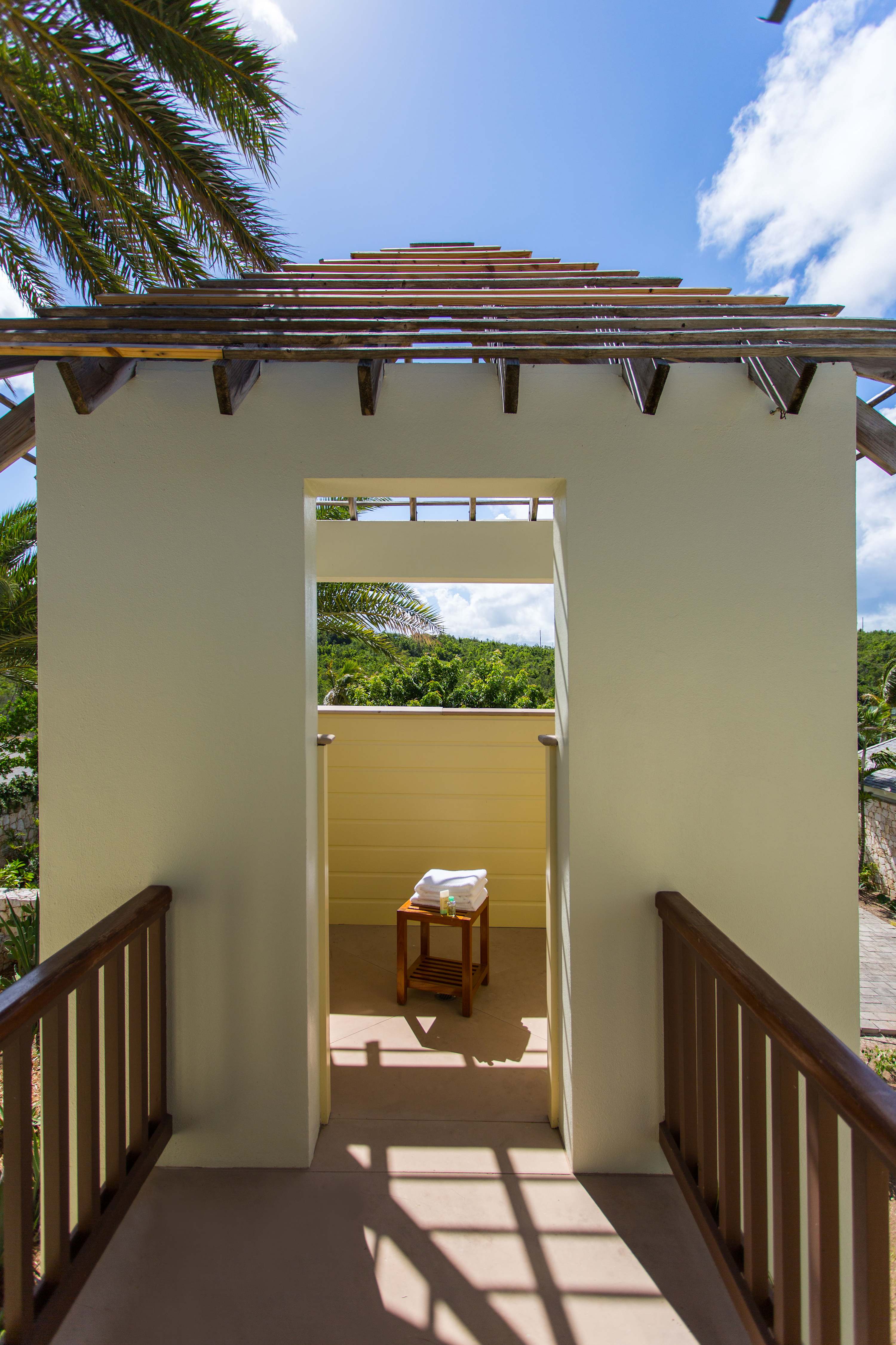 Coral Estate, Eight Bedroom Beachfront Estate on Long Bay Beach - Photo 35
