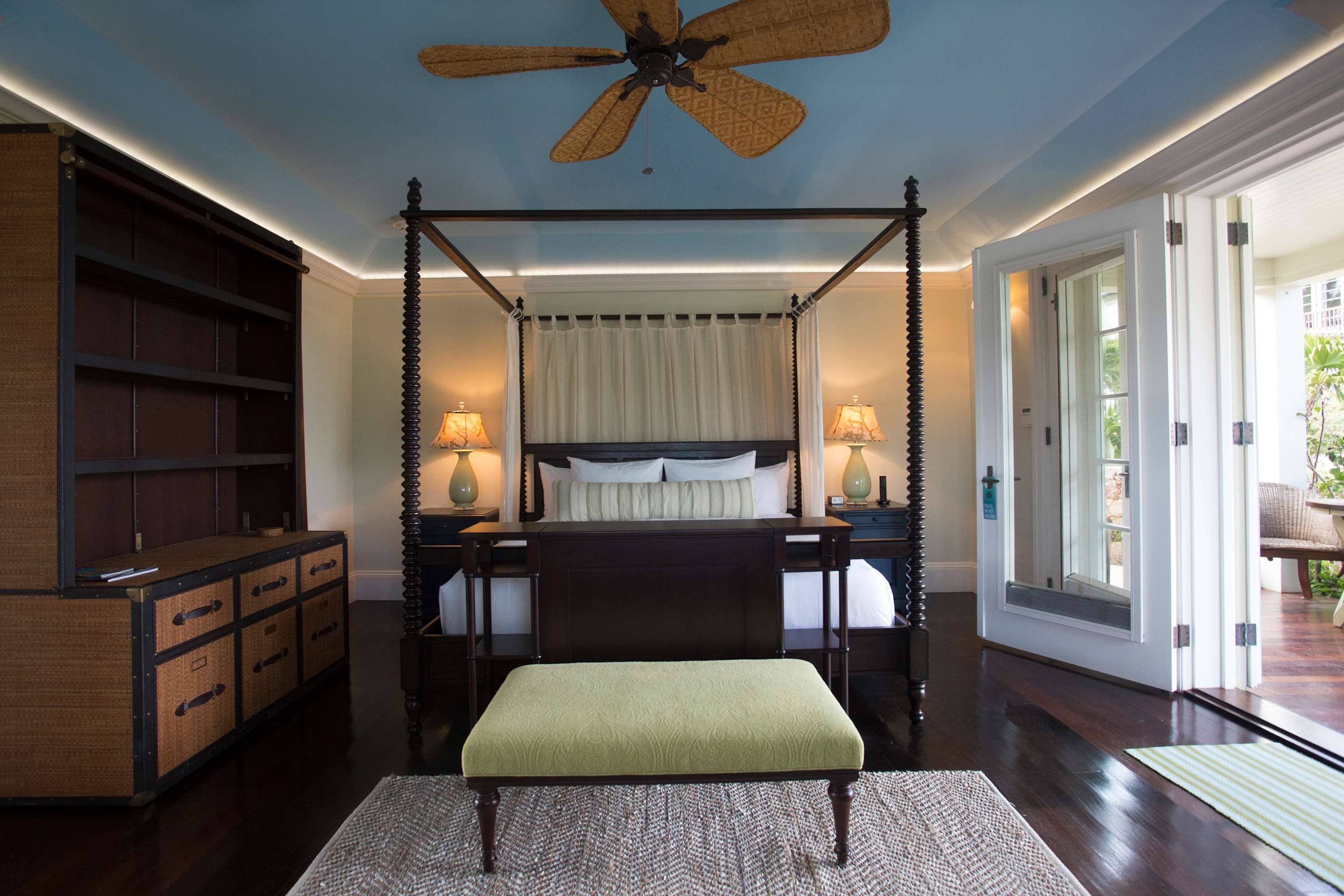 Coral Estate, Eight Bedroom Beachfront Estate on Long Bay Beach - Photo 38