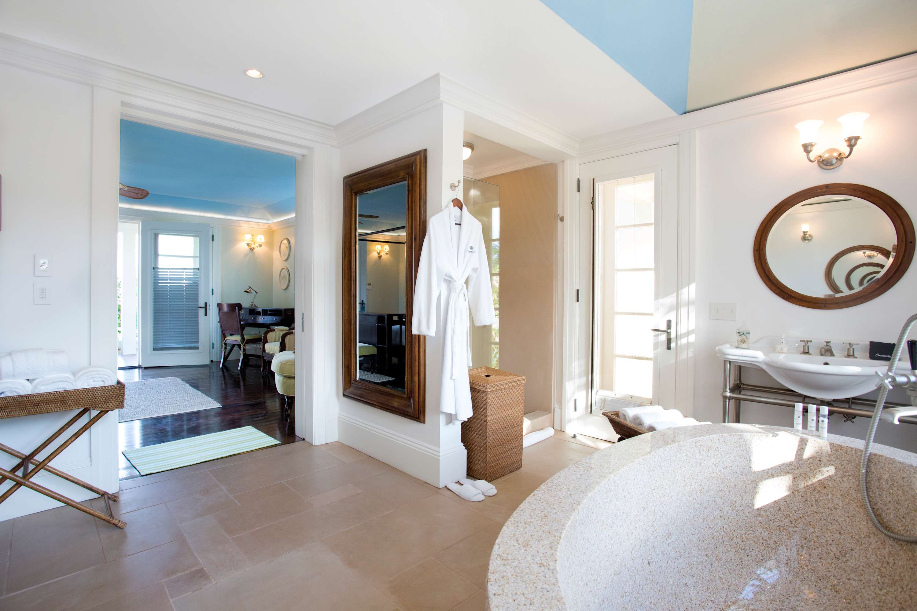 Coral Estate, Eight Bedroom Beachfront Estate on Long Bay Beach - Photo 42