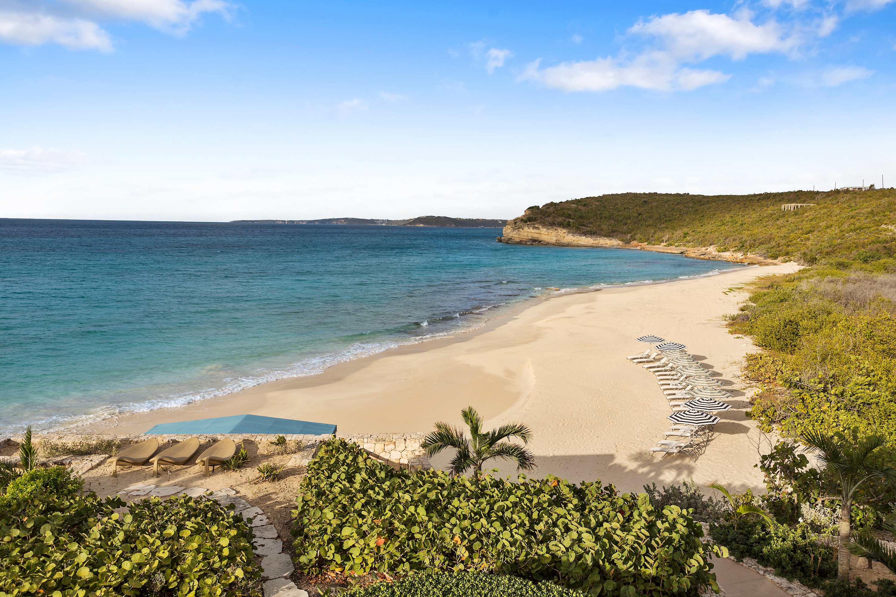 Coral Estate, Eight Bedroom Beachfront Estate on Long Bay Beach - Photo 8