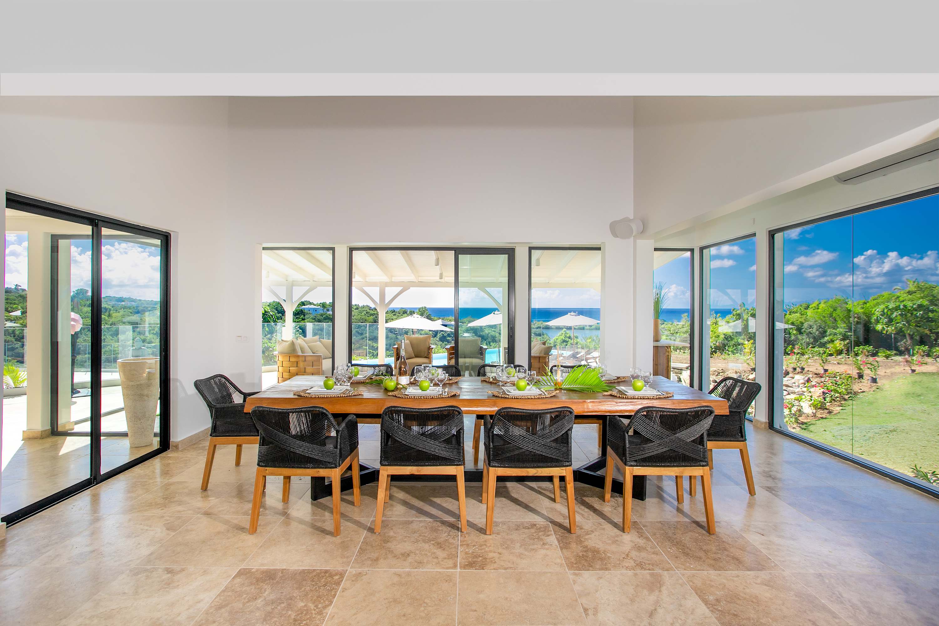 Villa Debbie, Ocean-View Terres Basses Villa with Heated Pool and Private Padel Court - Photo 11