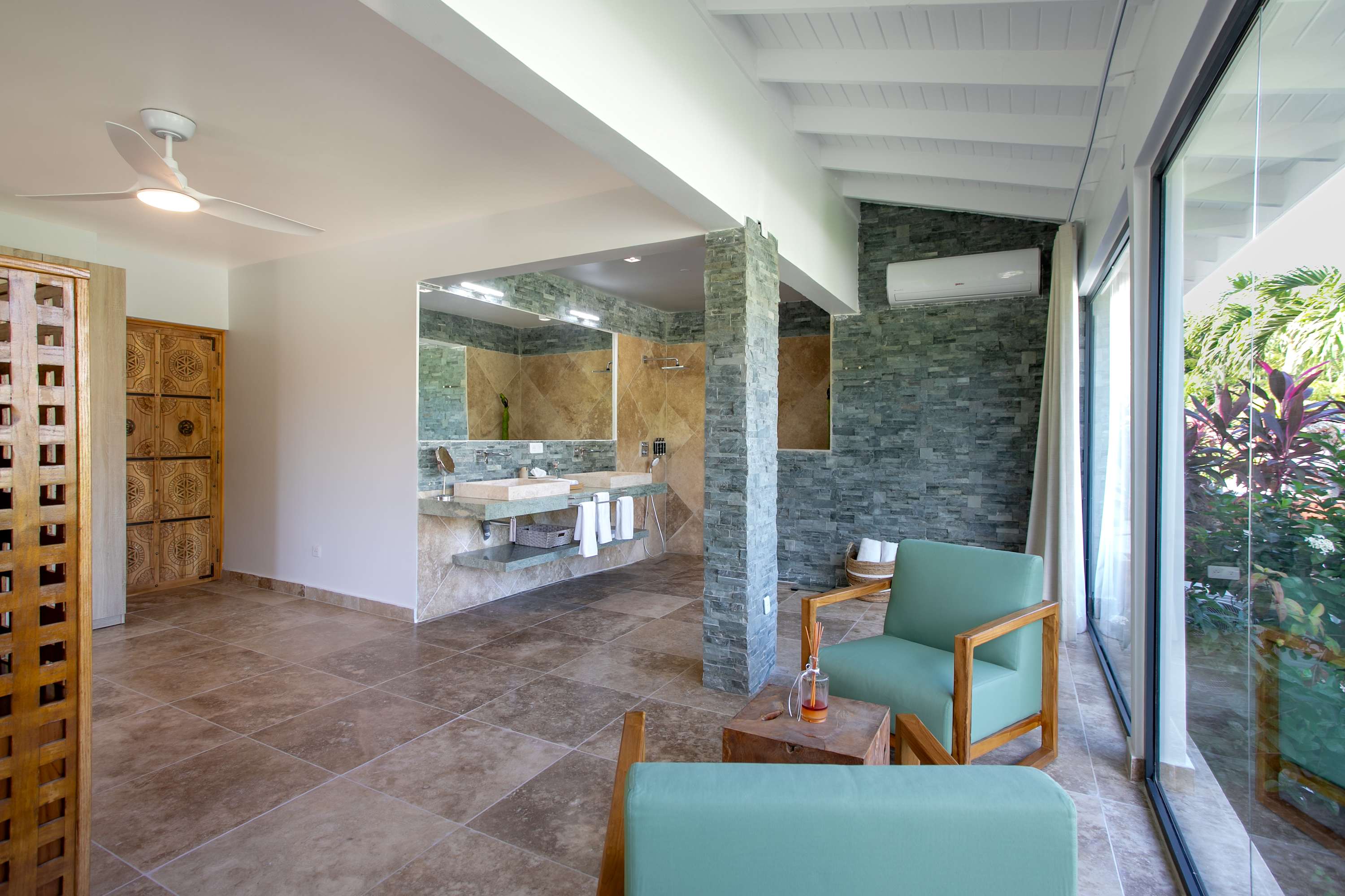 Villa Debbie, Ocean-View Terres Basses Villa with Heated Pool and Private Padel Court - Photo 35