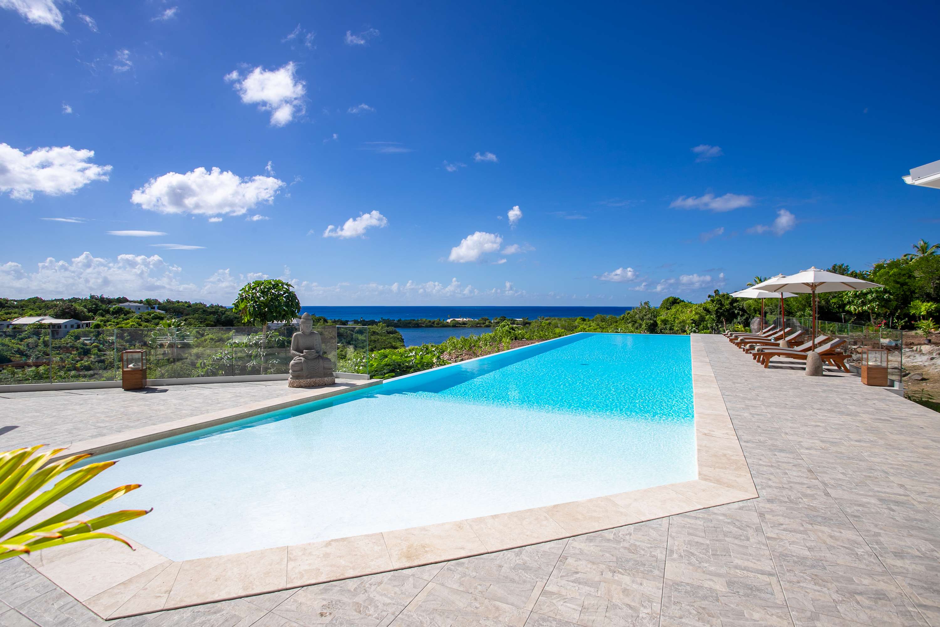 Villa Debbie, Ocean-View Terres Basses Villa with Heated Pool and Private Padel Court Gallery 3