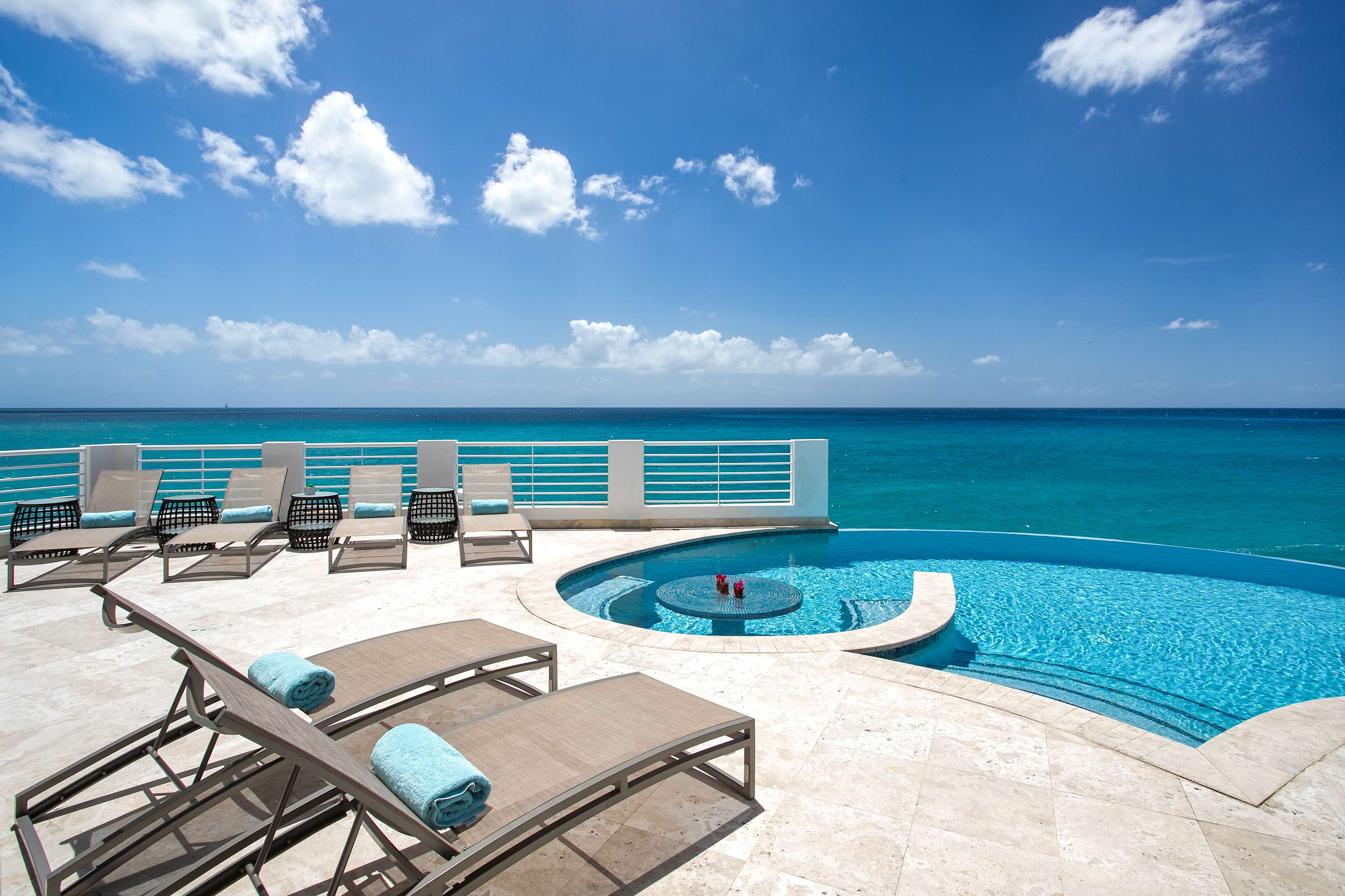 Diamond Villa, a Beachfront Five-Bedroom Escape in Shore Pointe, Cupecoy Gallery 1