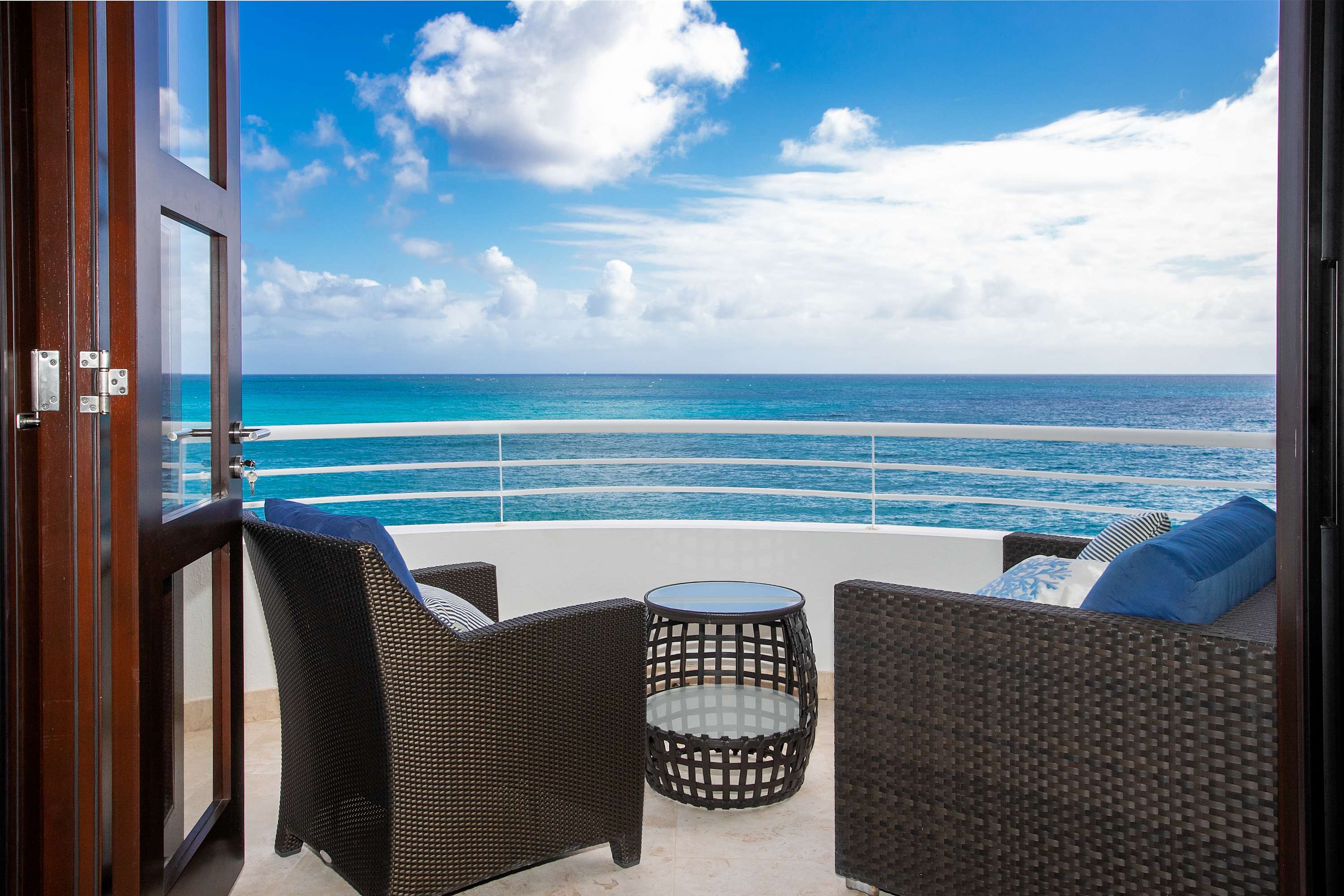 Diamond Villa, a Beachfront Five-Bedroom Escape in Shore Pointe, Cupecoy - Photo 27