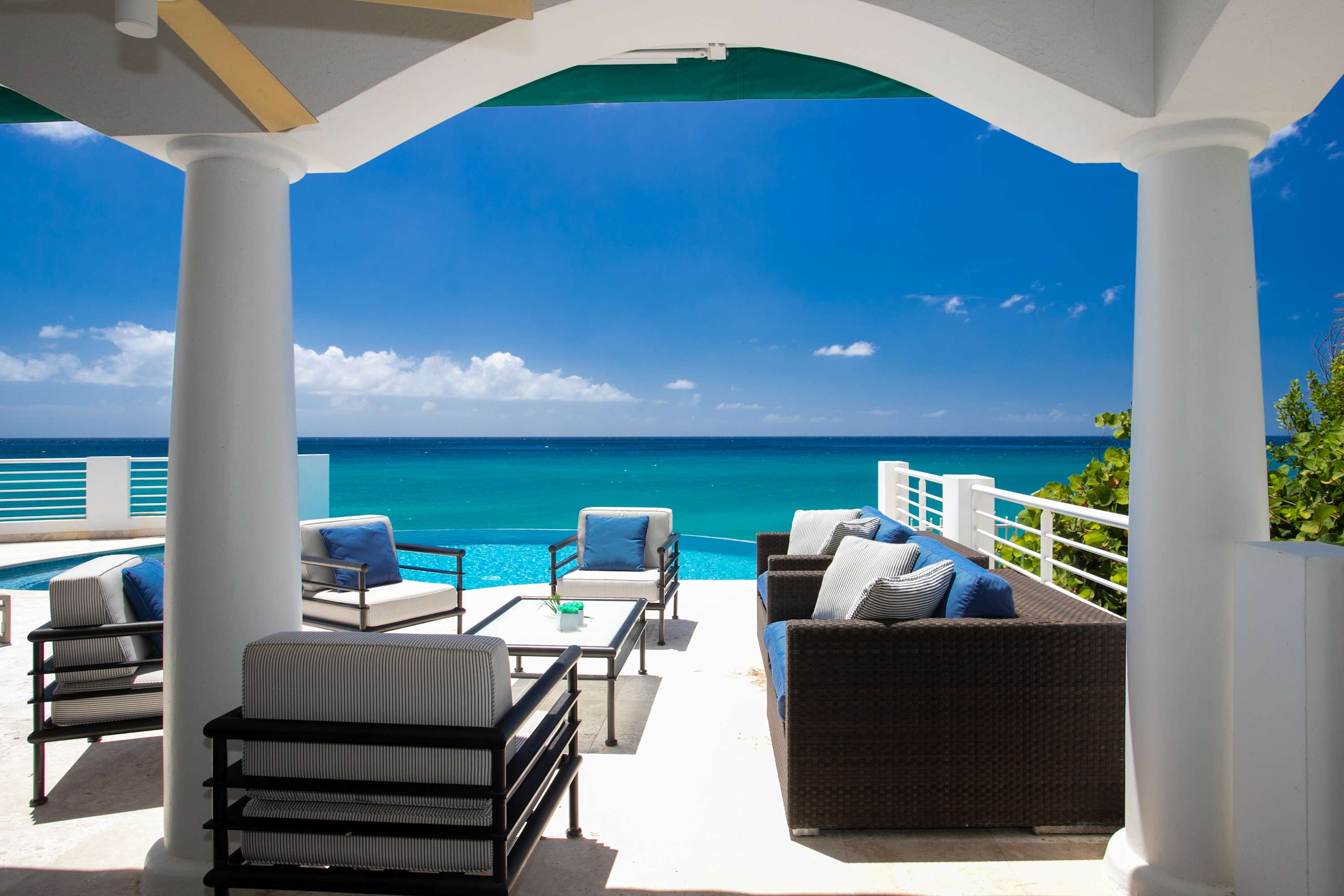 Diamond Villa, a Beachfront Five-Bedroom Escape in Shore Pointe, Cupecoy Gallery 3
