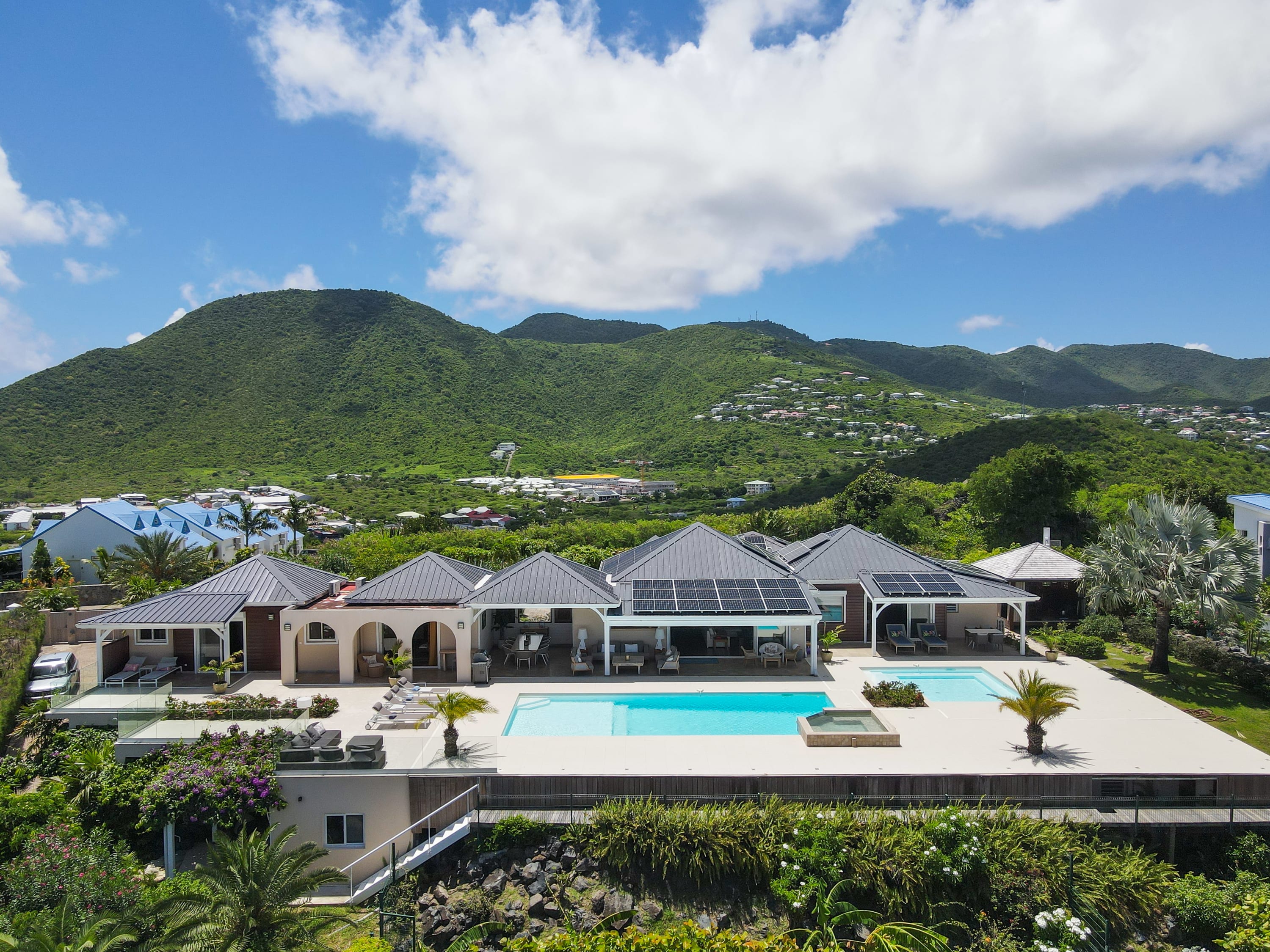Dream in Blue, Five King Suites Above the Caribbean in Mont Choisy - Photo 10