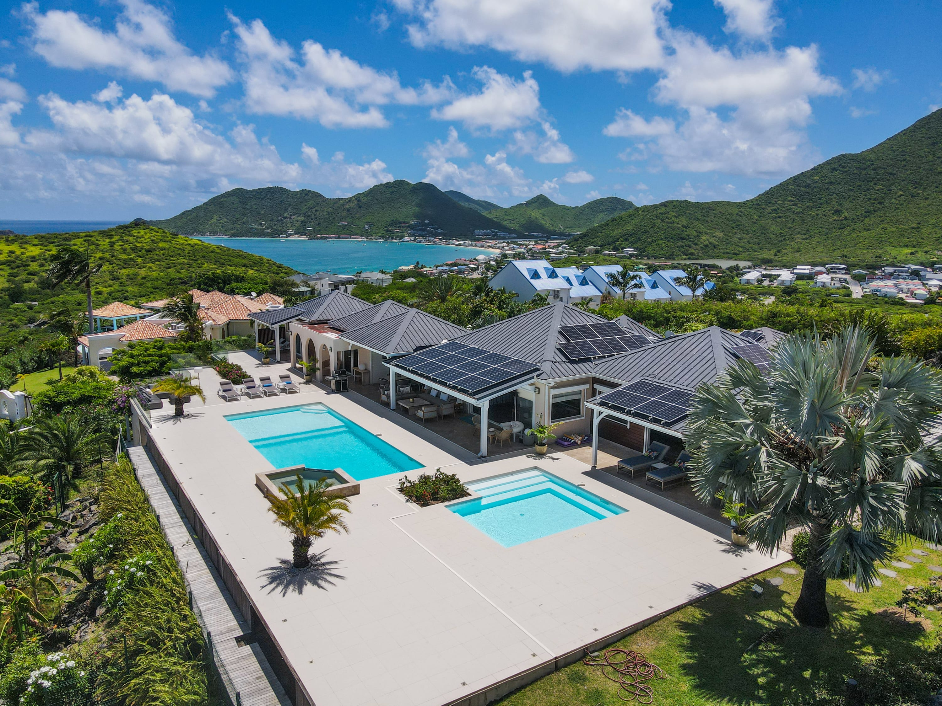 Dream in Blue, Five King Suites Above the Caribbean in Mont Choisy - Photo 11