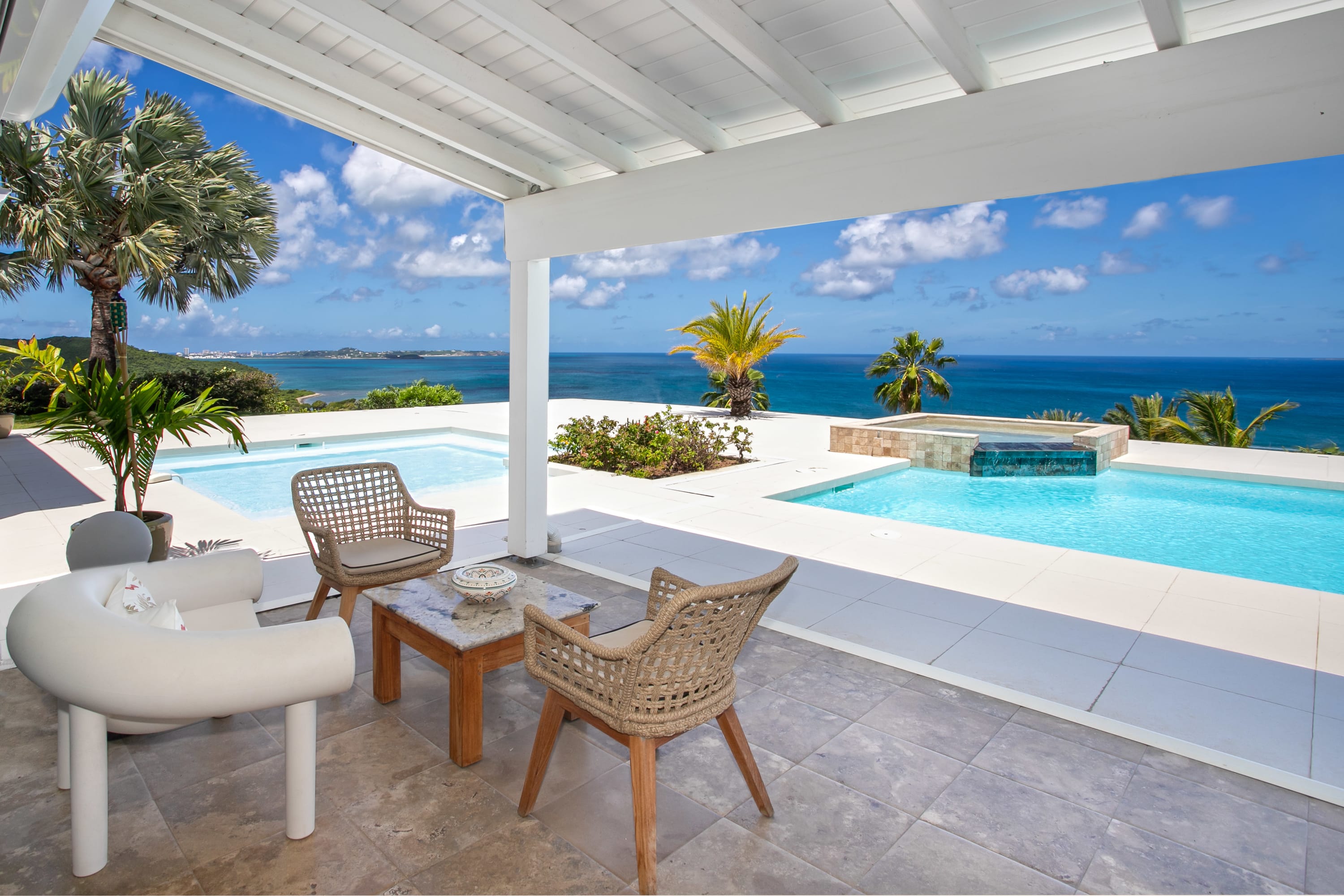 Dream in Blue, Five King Suites Above the Caribbean in Mont Choisy - Photo 15