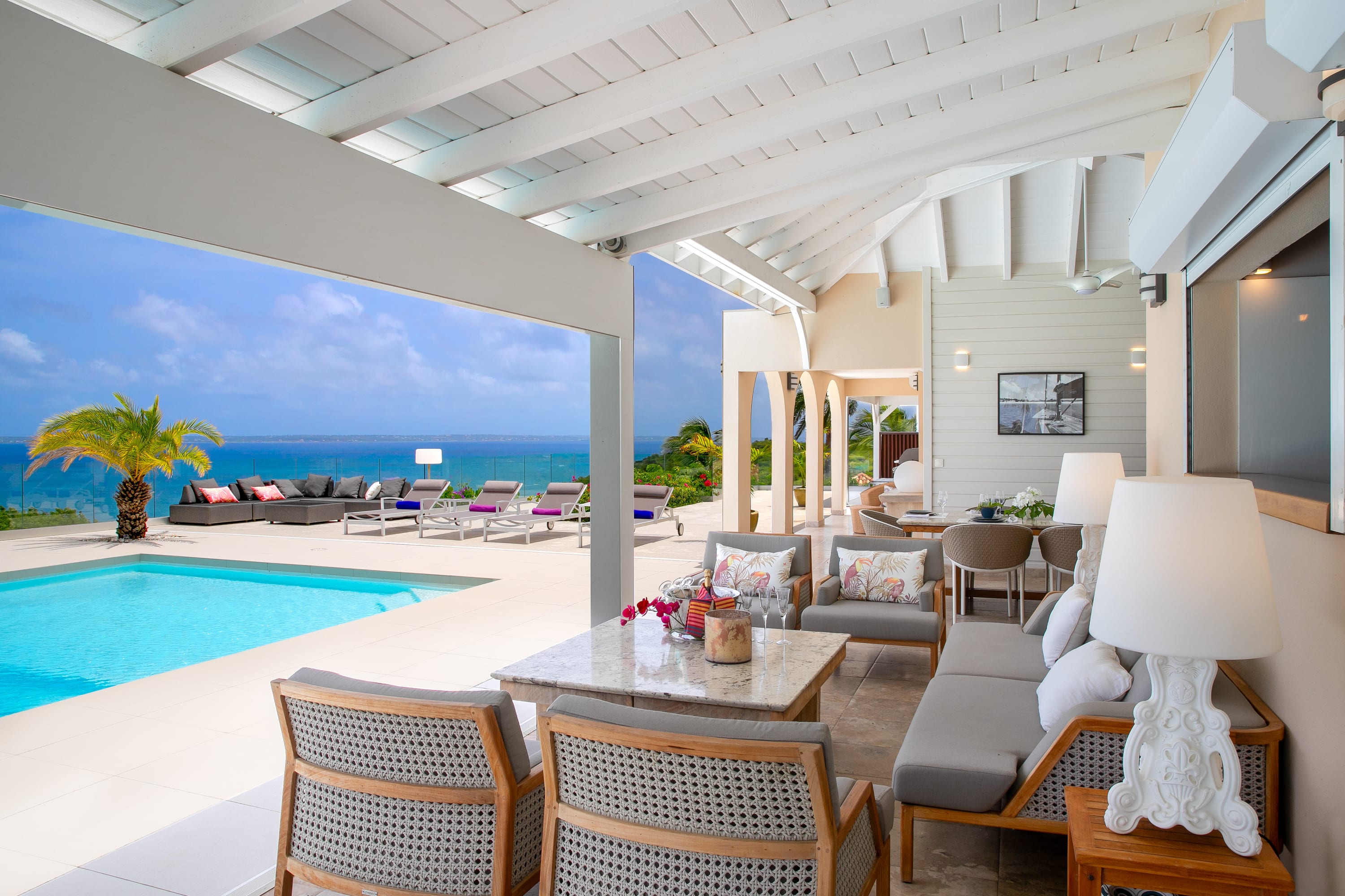 Dream in Blue, Five King Suites Above the Caribbean in Mont Choisy - Photo 17