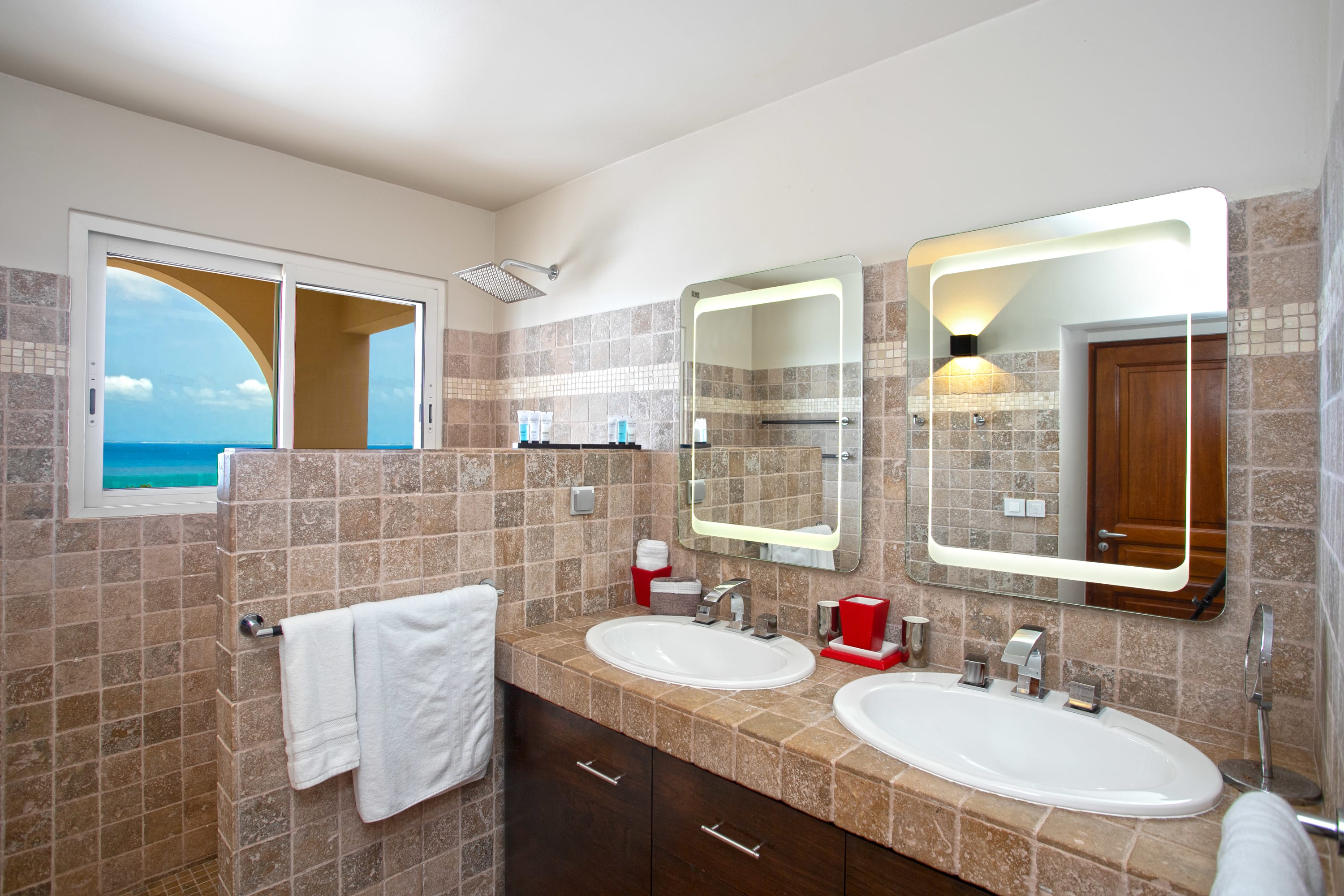 Dream in Blue, Five King Suites Above the Caribbean in Mont Choisy - Photo 36
