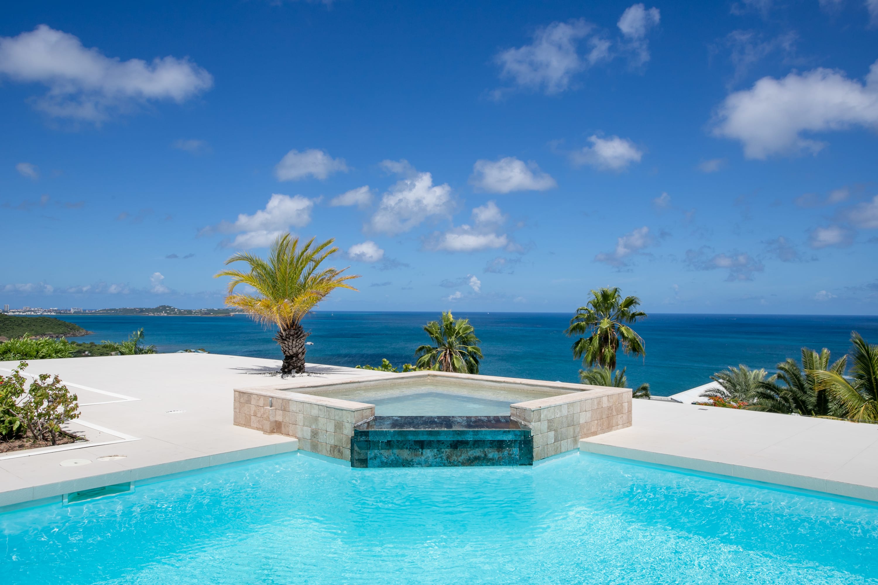 Dream in Blue, Five King Suites Above the Caribbean in Mont Choisy Gallery 3