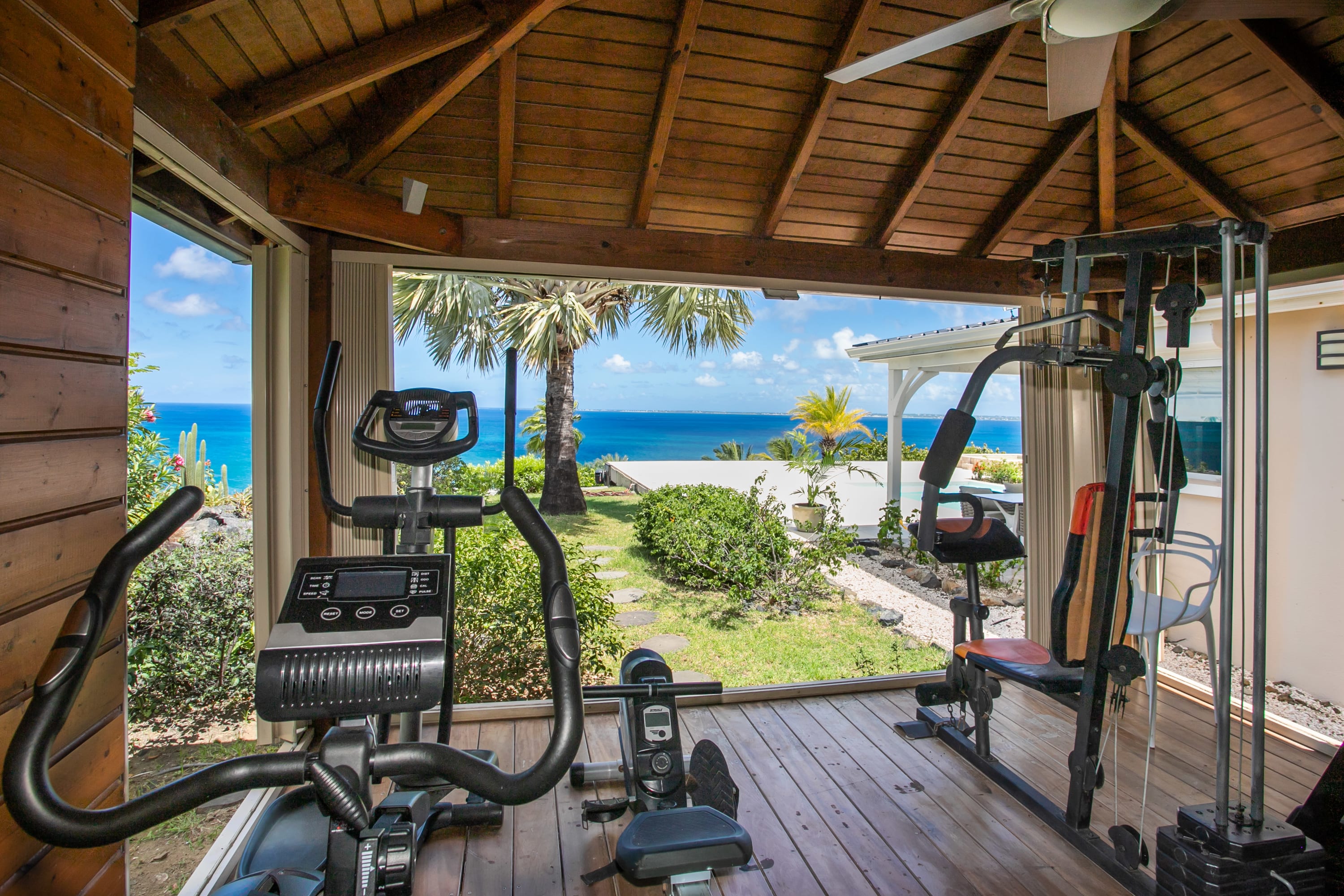 Dream in Blue, Five King Suites Above the Caribbean in Mont Choisy - Photo 45