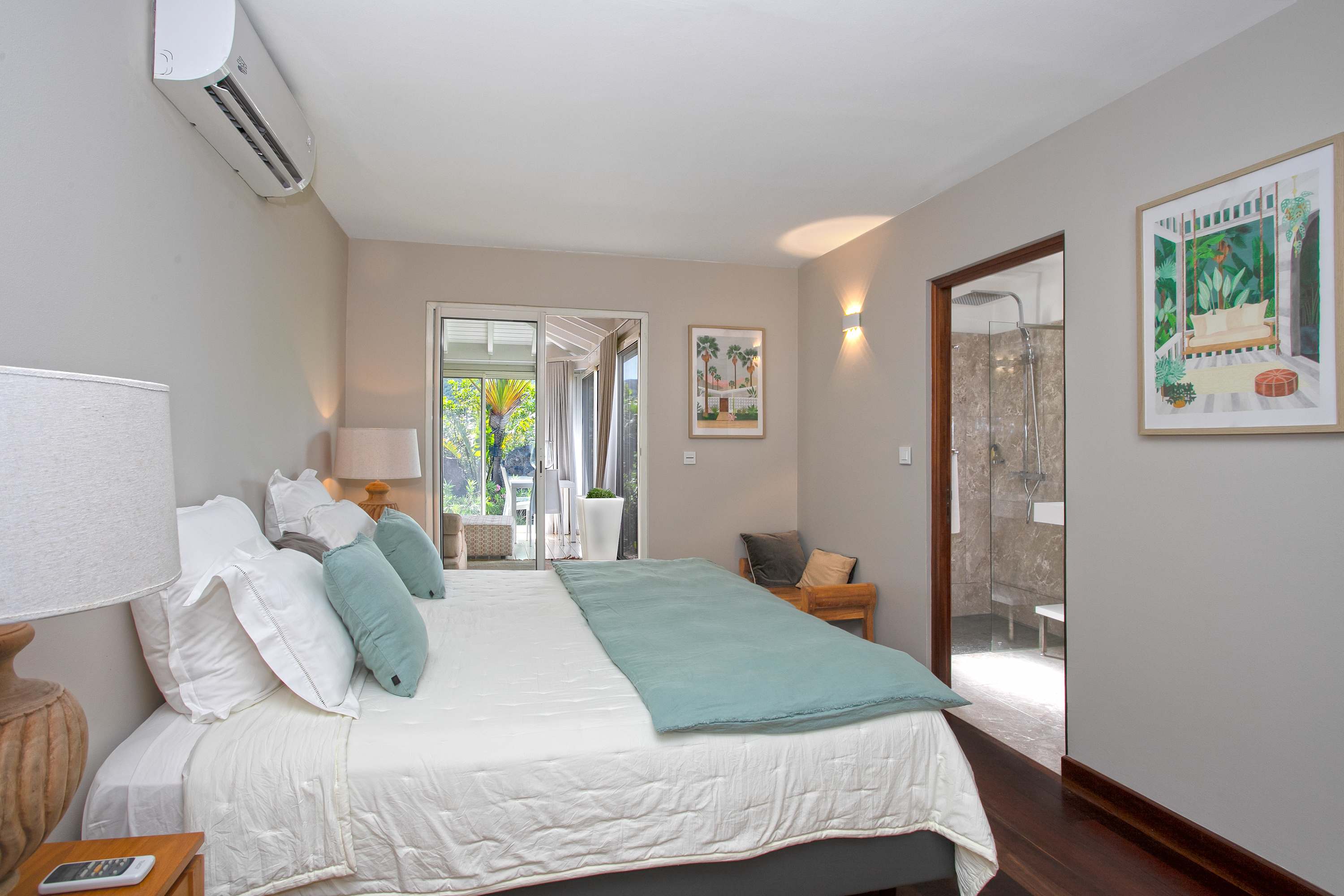 Dream in Blue, Five King Suites Above the Caribbean in Mont Choisy - Photo 47