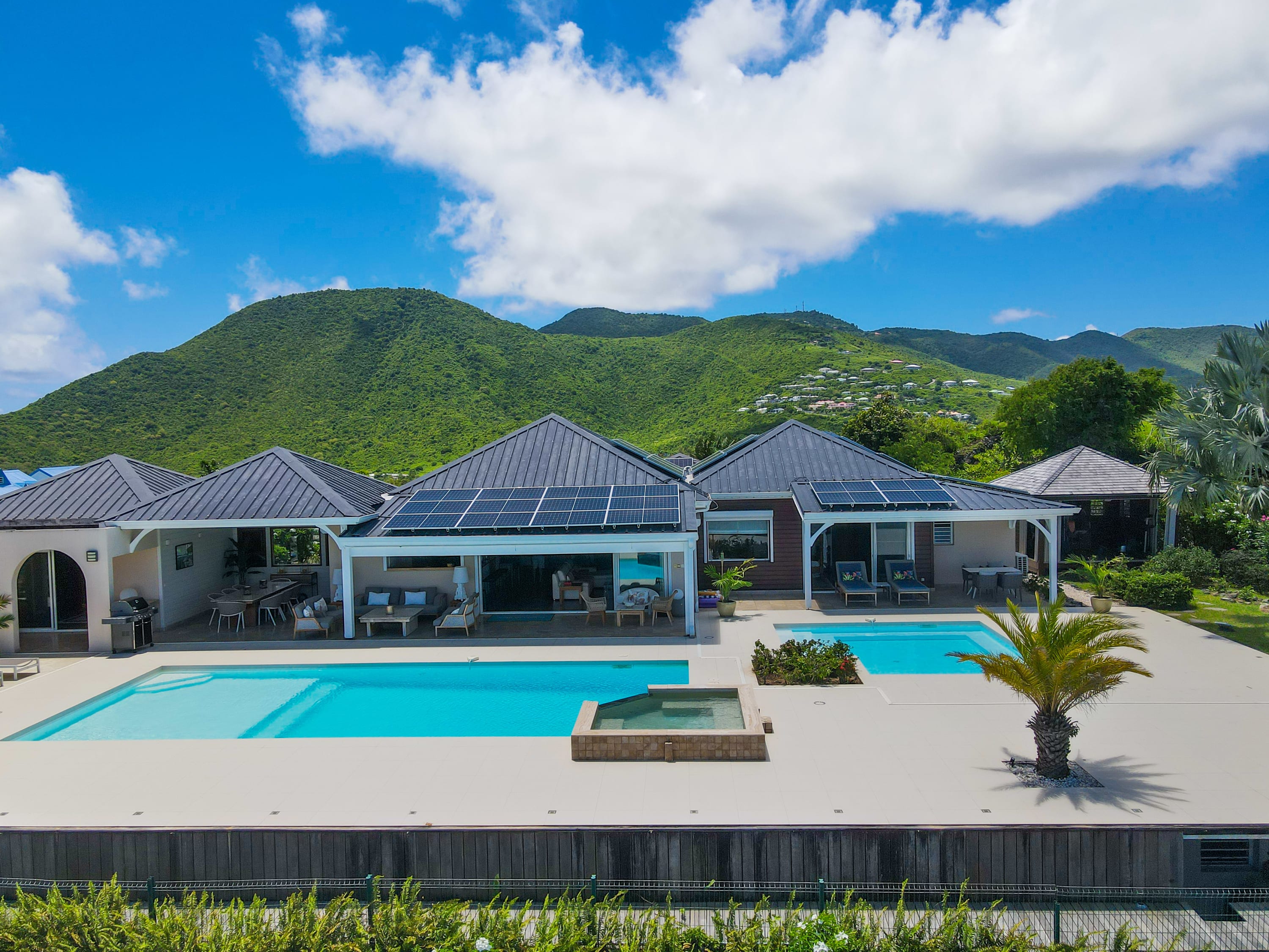 Dream in Blue, Five King Suites Above the Caribbean in Mont Choisy - Photo 9