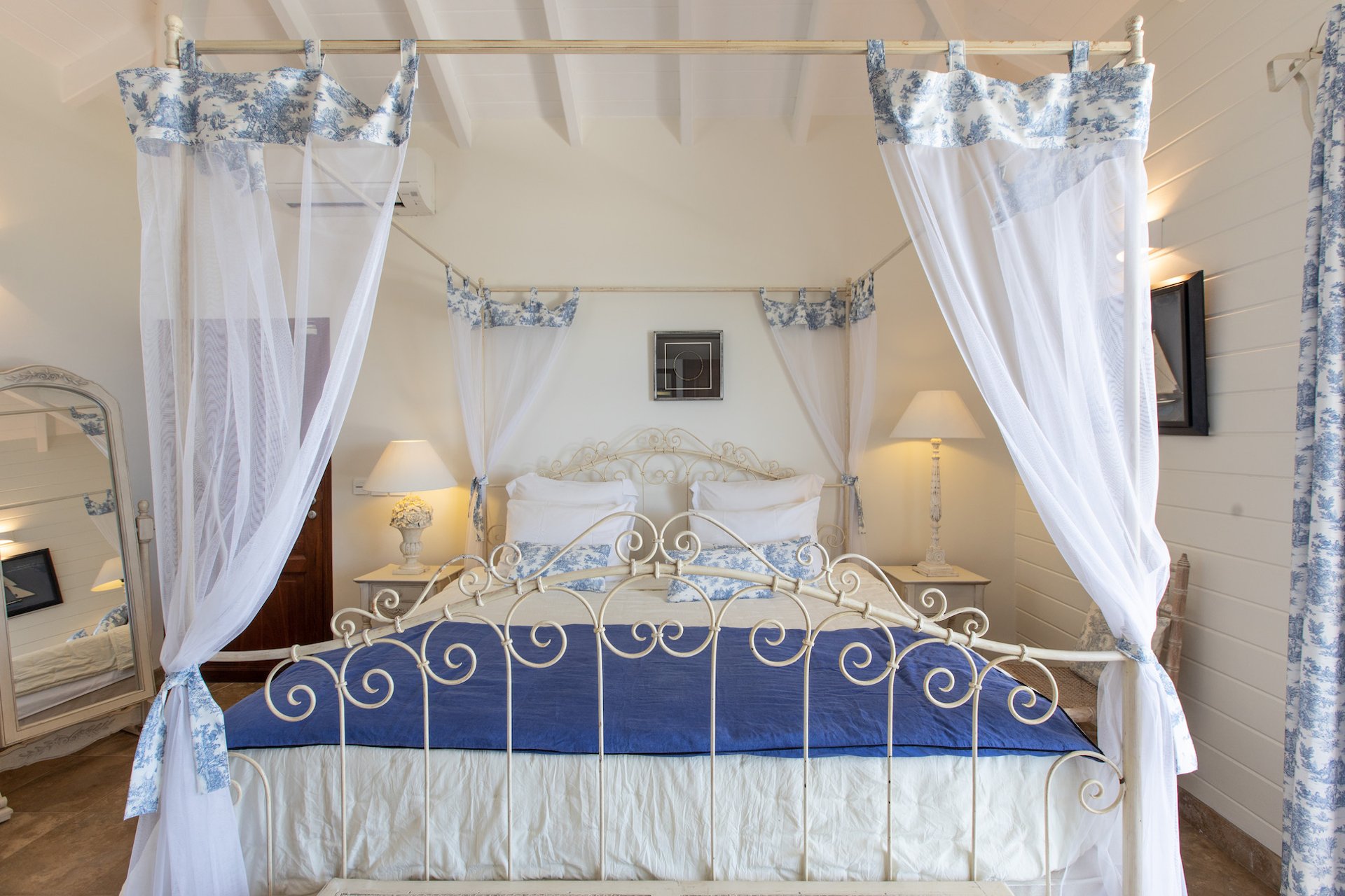 Dreamin Blue, a 5 Bedroom Happy Bay Villa with Two Heated Pools and Anguilla Views - Photo 36
