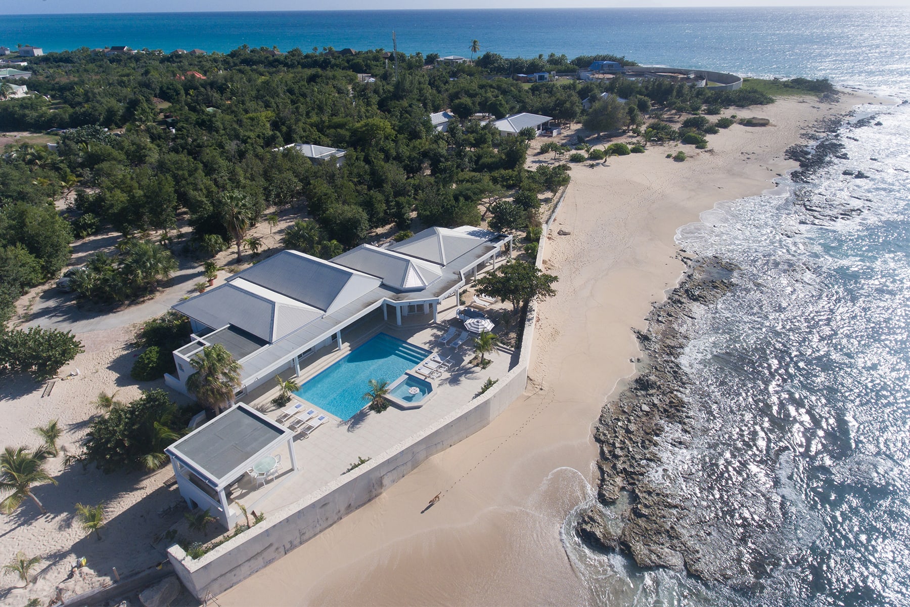 Ecume des Jours, Secluded Beachfront Villa on Plum Bay - Photo 16