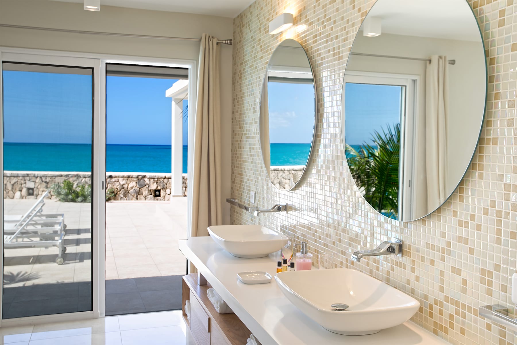Ecume des Jours, Secluded Beachfront Villa on Plum Bay - Photo 35