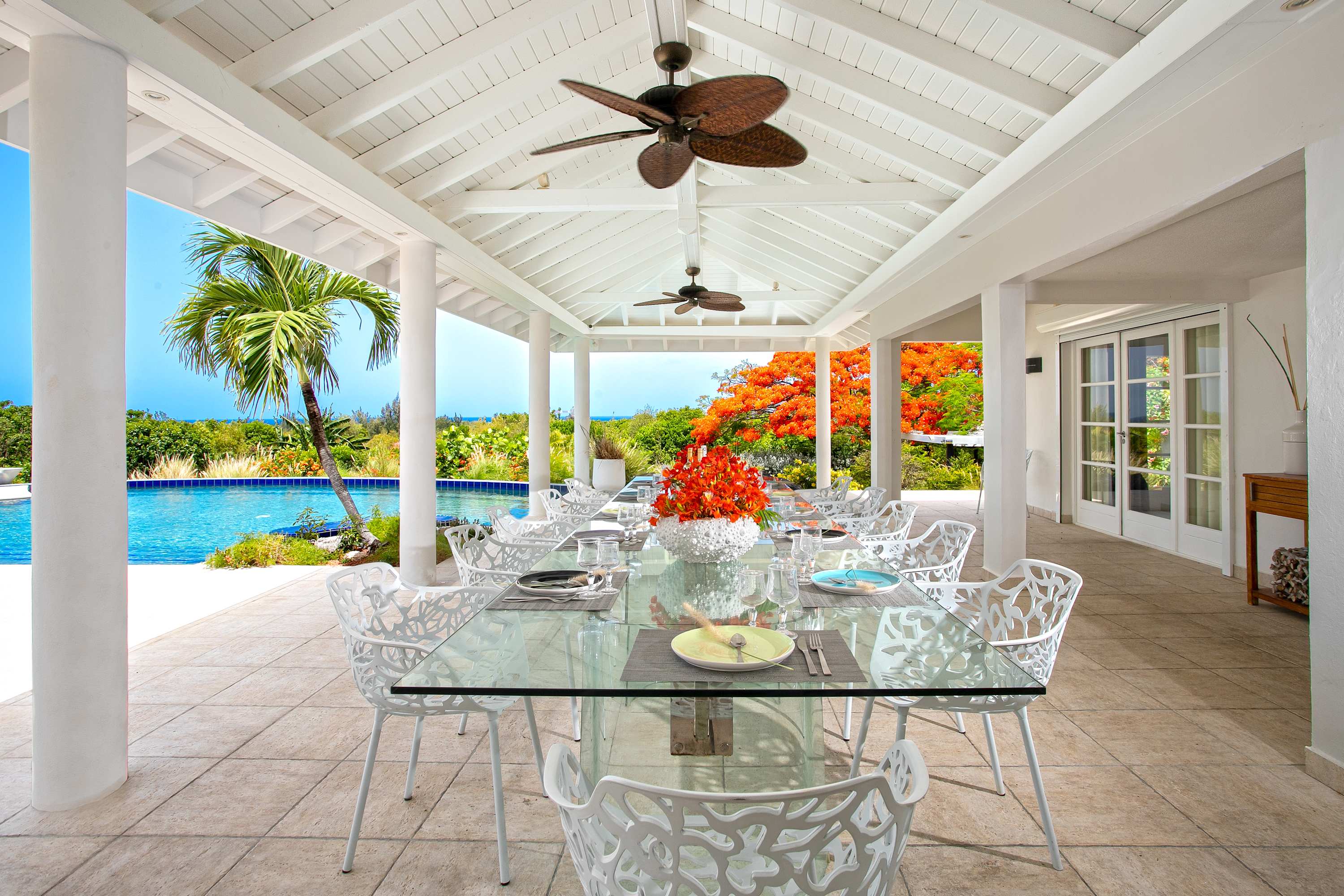 Villa Encore in Terres Basses, Six Ensuite Bedrooms with Heated Pool and Ocean Views - Photo 10