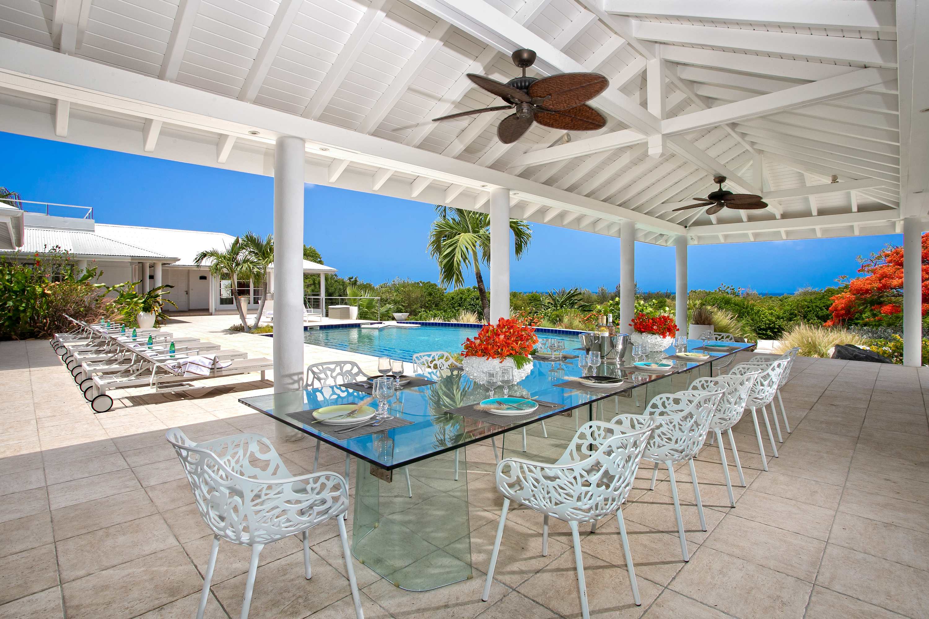 Villa Encore in Terres Basses, Six Ensuite Bedrooms with Heated Pool and Ocean Views - Photo 12