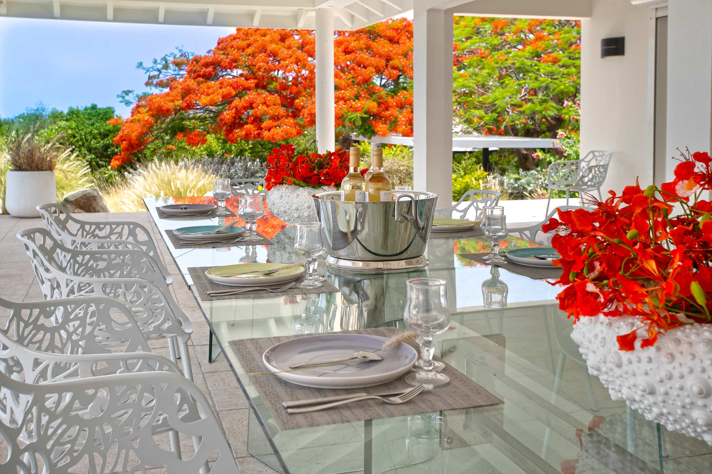 Villa Encore in Terres Basses, Six Ensuite Bedrooms with Heated Pool and Ocean Views - Photo 13