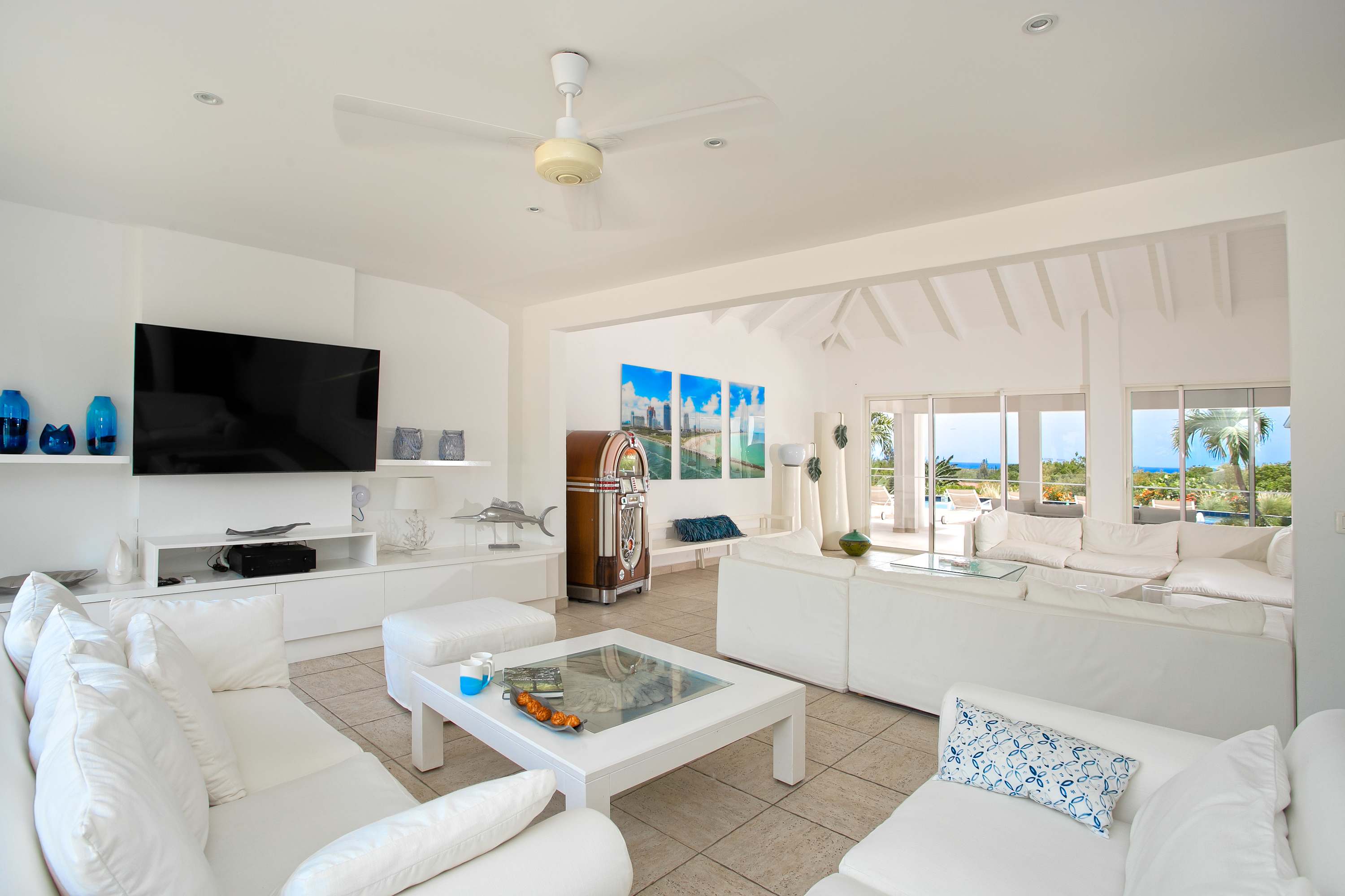 Villa Encore in Terres Basses, Six Ensuite Bedrooms with Heated Pool and Ocean Views - Photo 23
