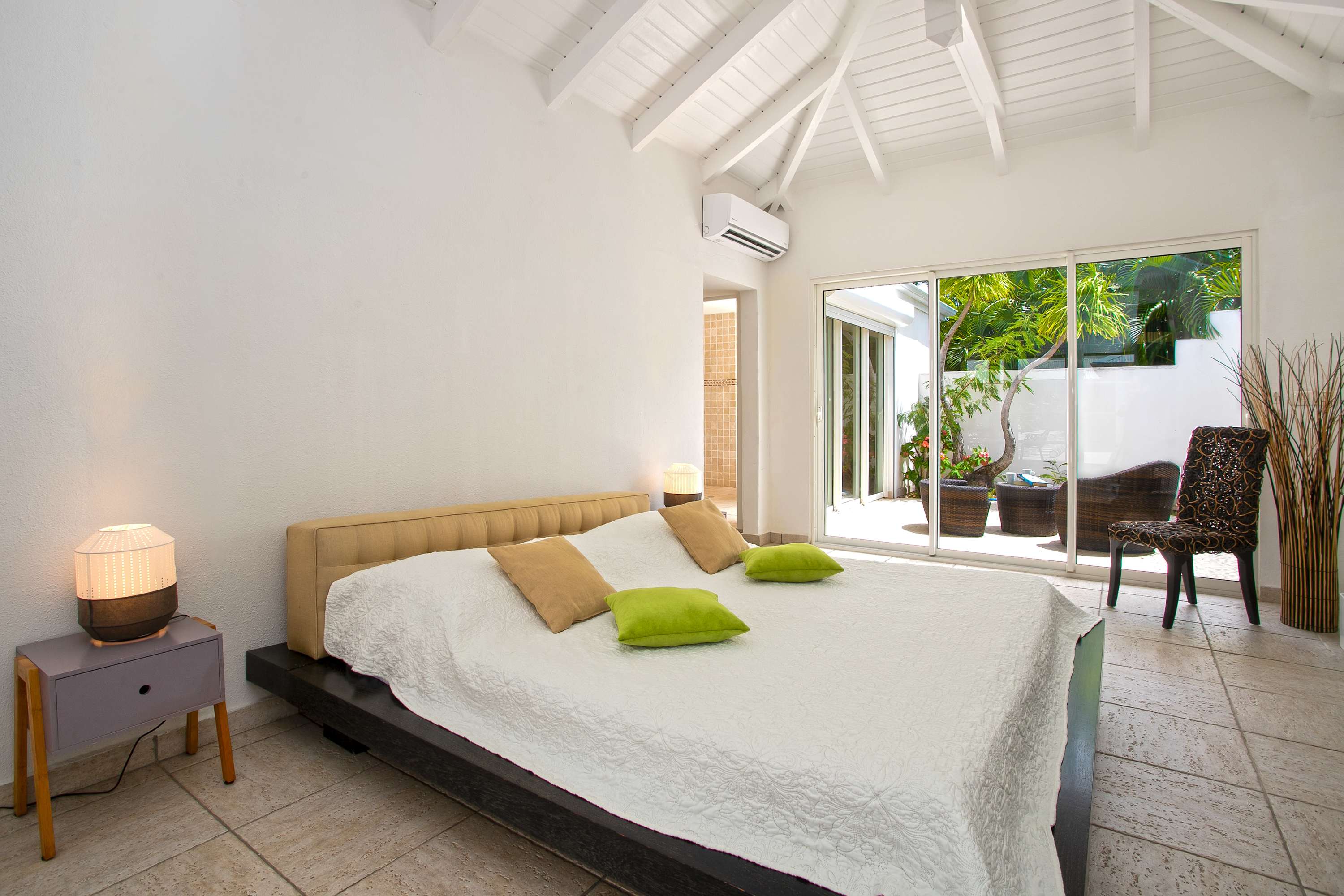Villa Encore in Terres Basses, Six Ensuite Bedrooms with Heated Pool and Ocean Views - Photo 34