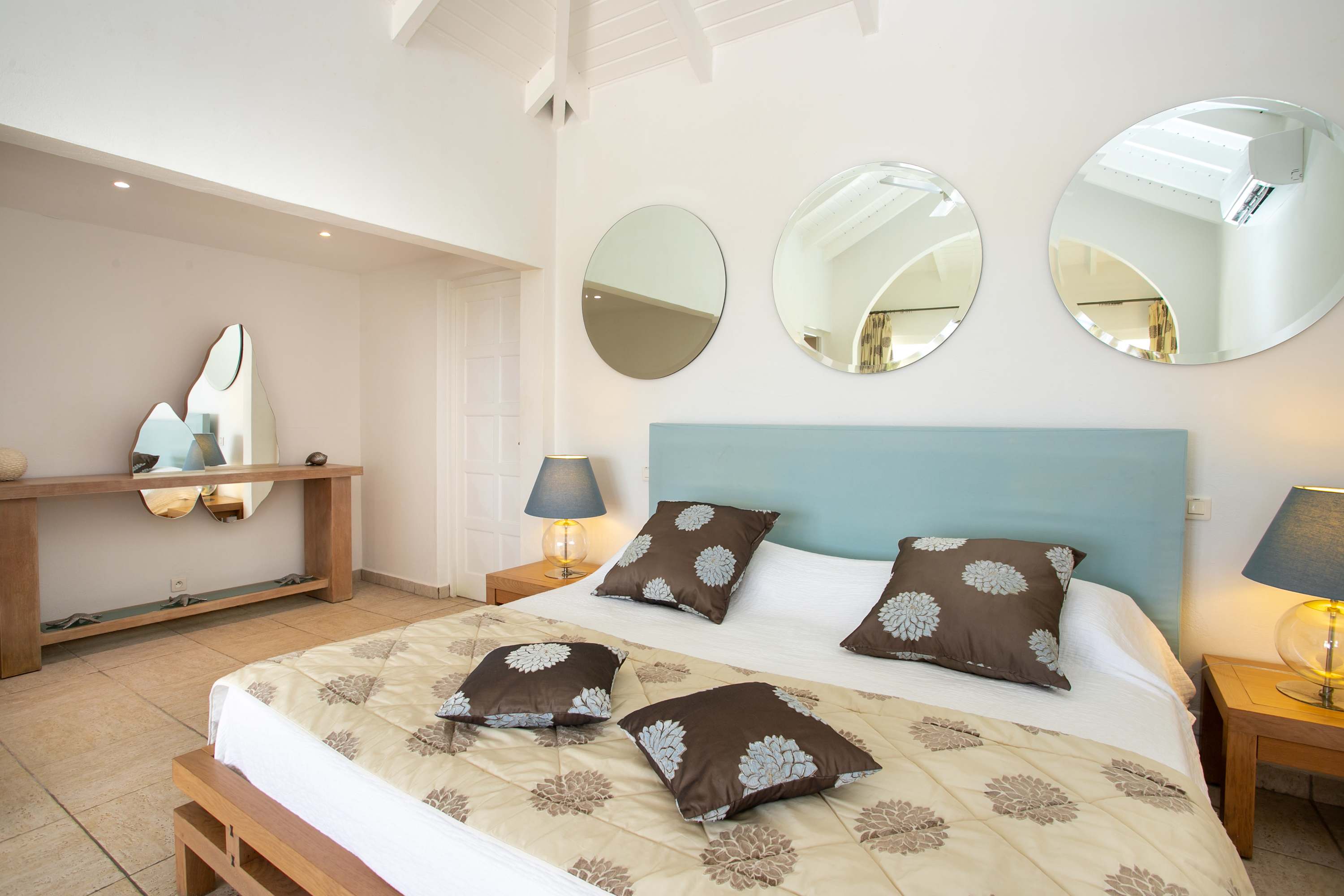 Villa Encore in Terres Basses, Six Ensuite Bedrooms with Heated Pool and Ocean Views - Photo 40
