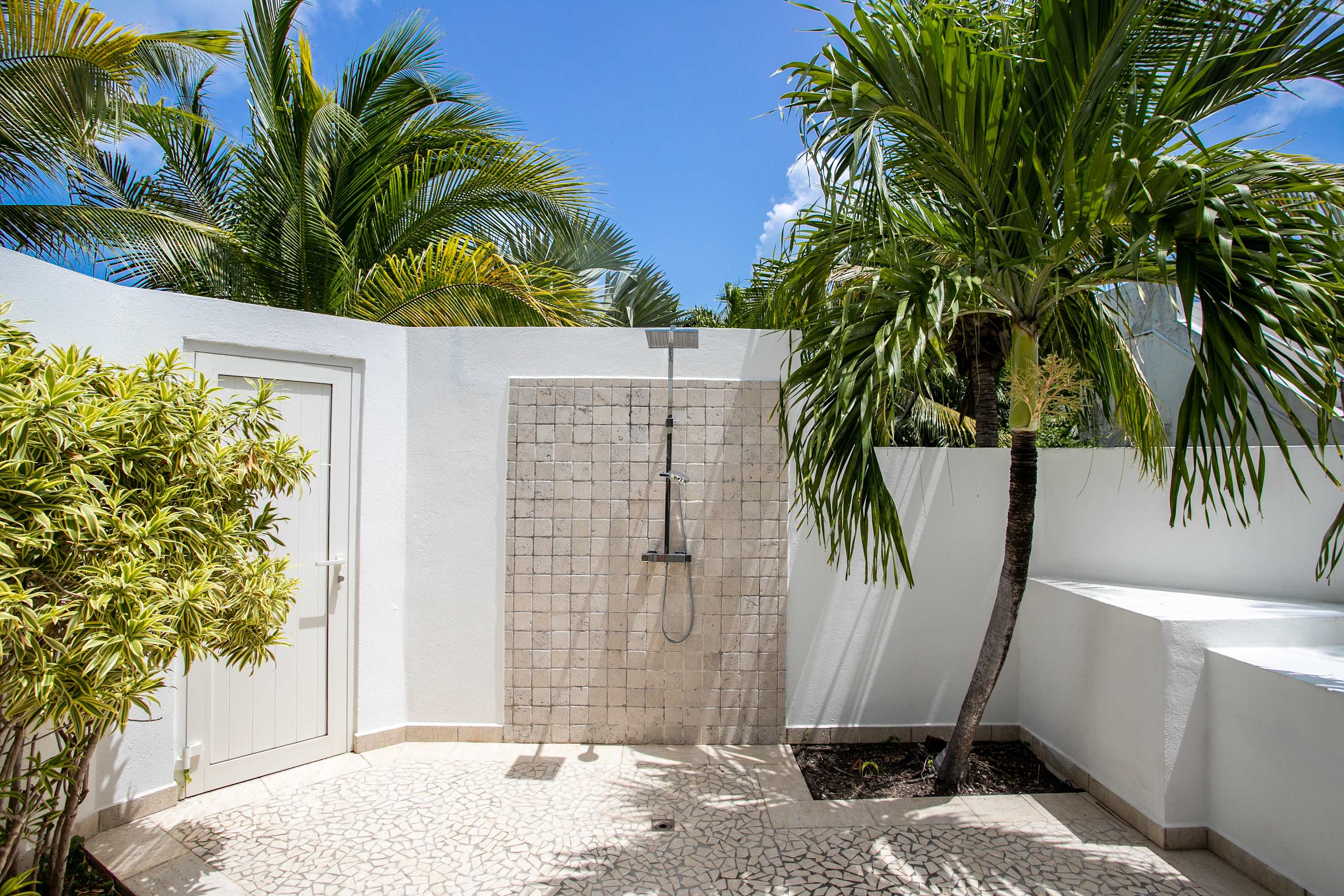 Villa Encore in Terres Basses, Six Ensuite Bedrooms with Heated Pool and Ocean Views - Photo 44
