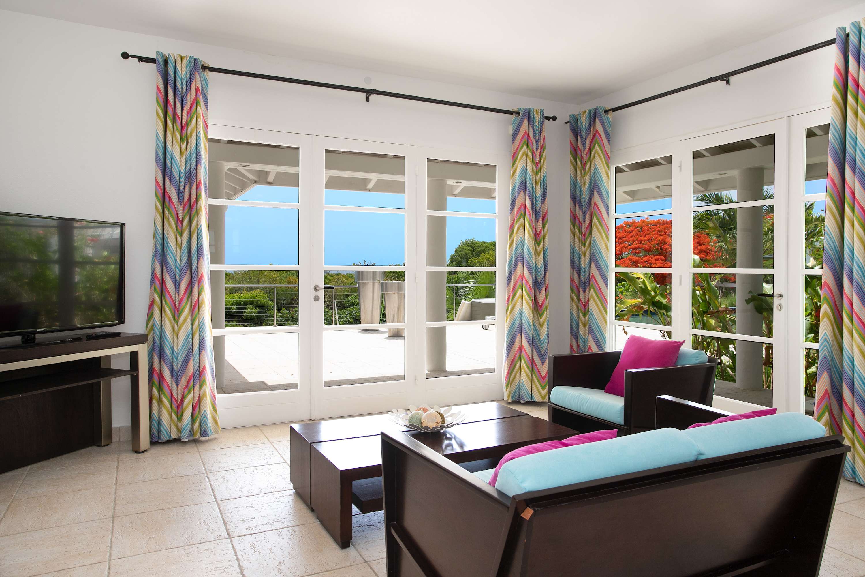 Villa Encore in Terres Basses, Six Ensuite Bedrooms with Heated Pool and Ocean Views - Photo 47