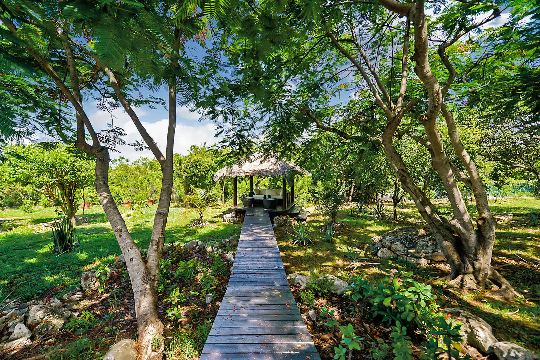 Villa Encore in Terres Basses, Six Ensuite Bedrooms with Heated Pool and Ocean Views - Photo 65