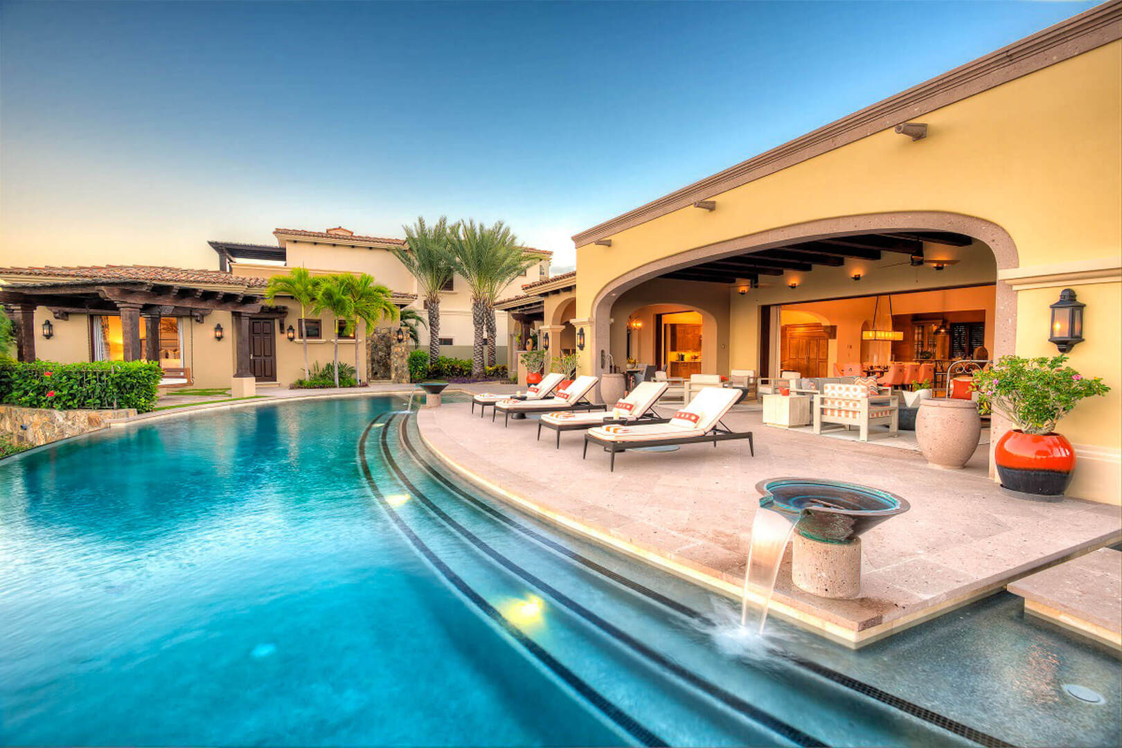 Espiritu Casita 16, Ocean-View Palmilla Villa with Butler, Chef and Golf Cart Main View