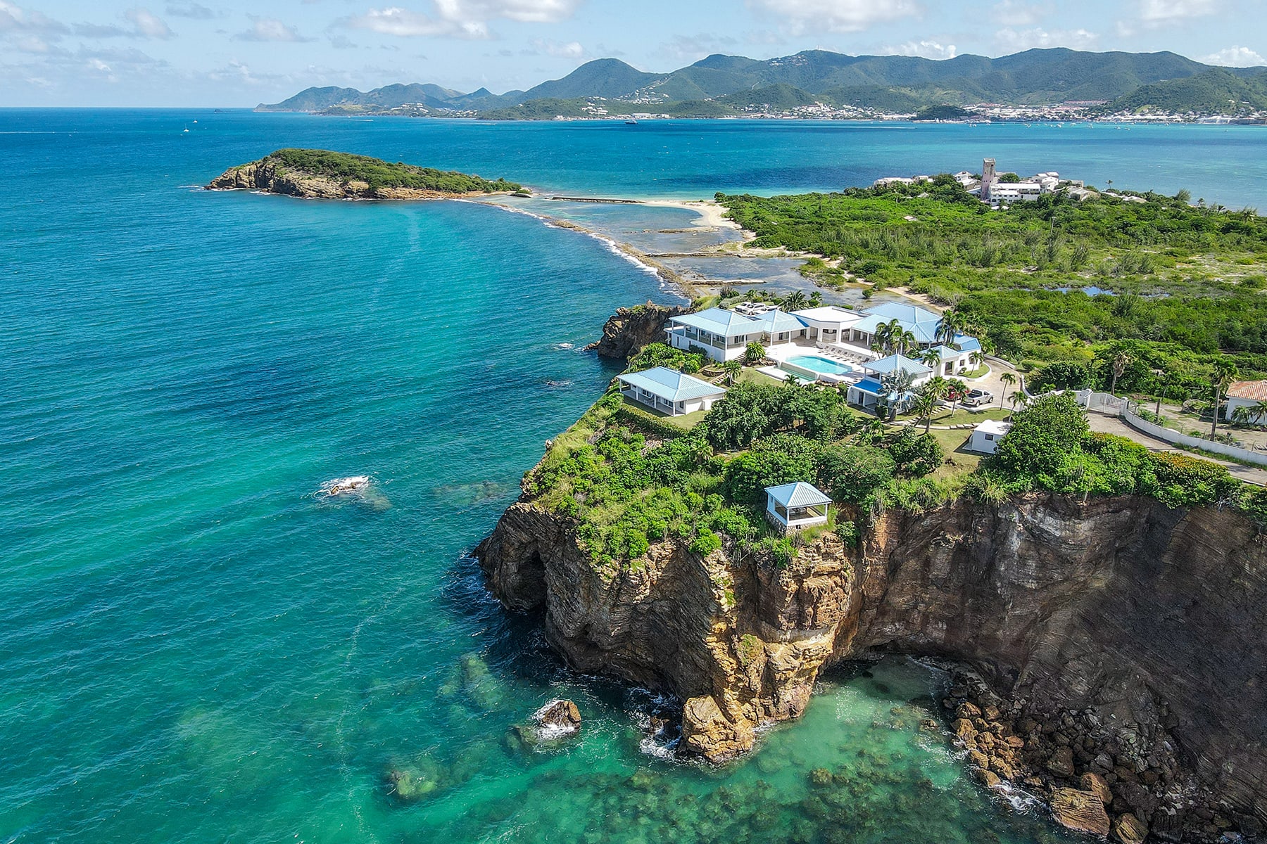 Esprit de la Mer, Cliffside Beachfront Villa above Baie Rouge Main View