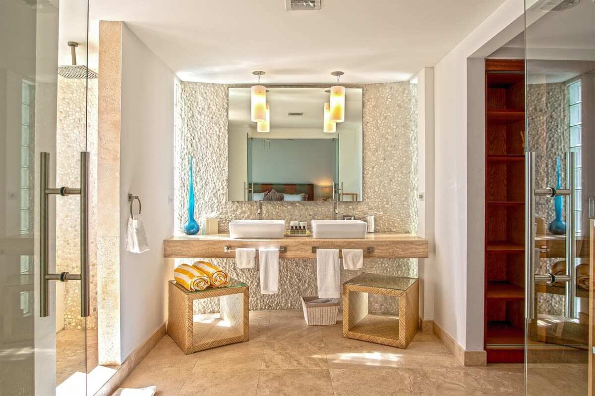 Villa Farniente, Beachfront Four-Bedroom Retreat in Shore Pointe, Cupecoy - Photo 21