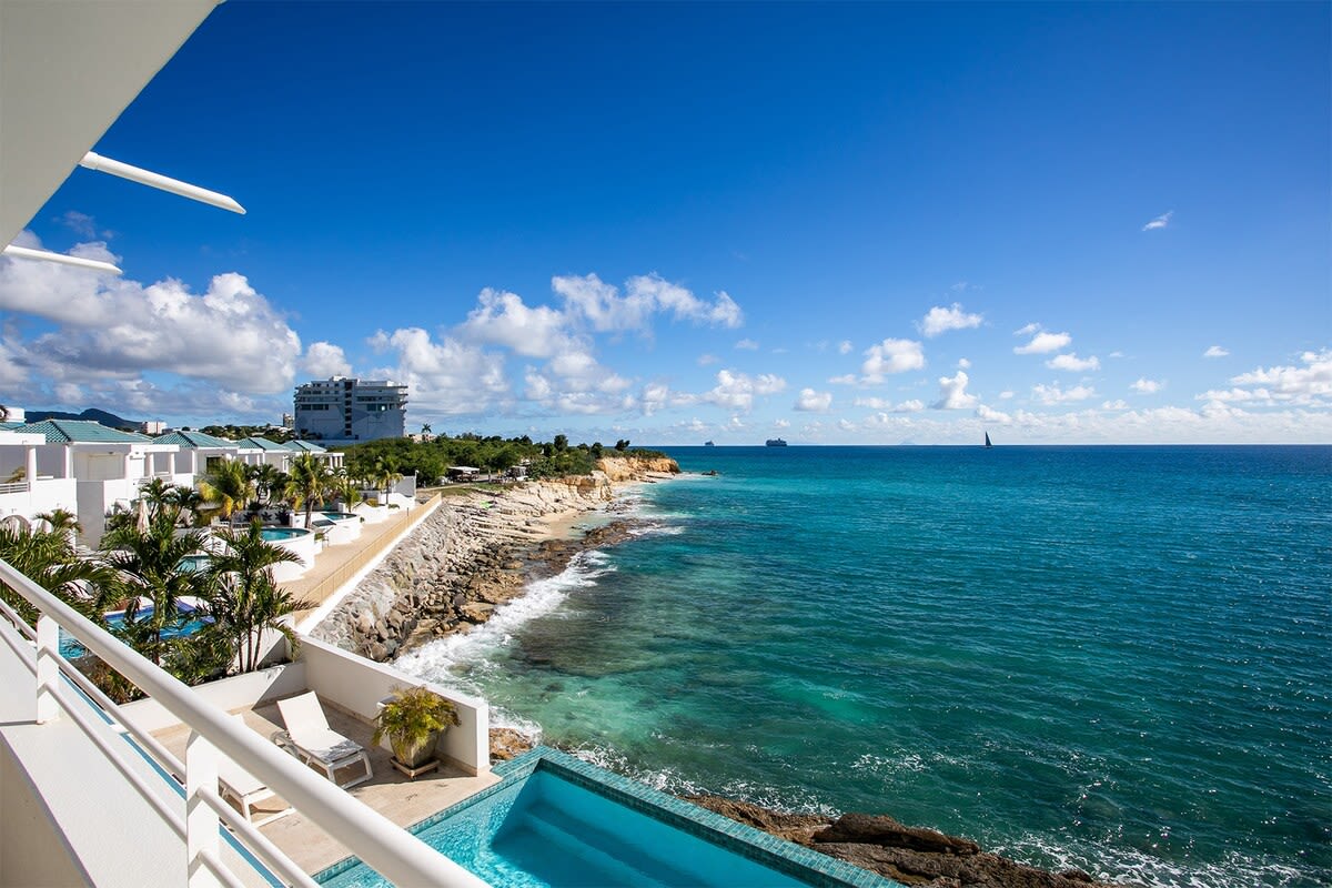 Villa Farniente, Beachfront Four-Bedroom Retreat in Shore Pointe, Cupecoy Gallery 2