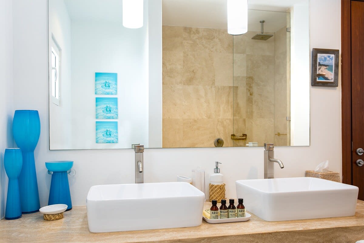 Villa Farniente, Beachfront Four-Bedroom Retreat in Shore Pointe, Cupecoy - Photo 30