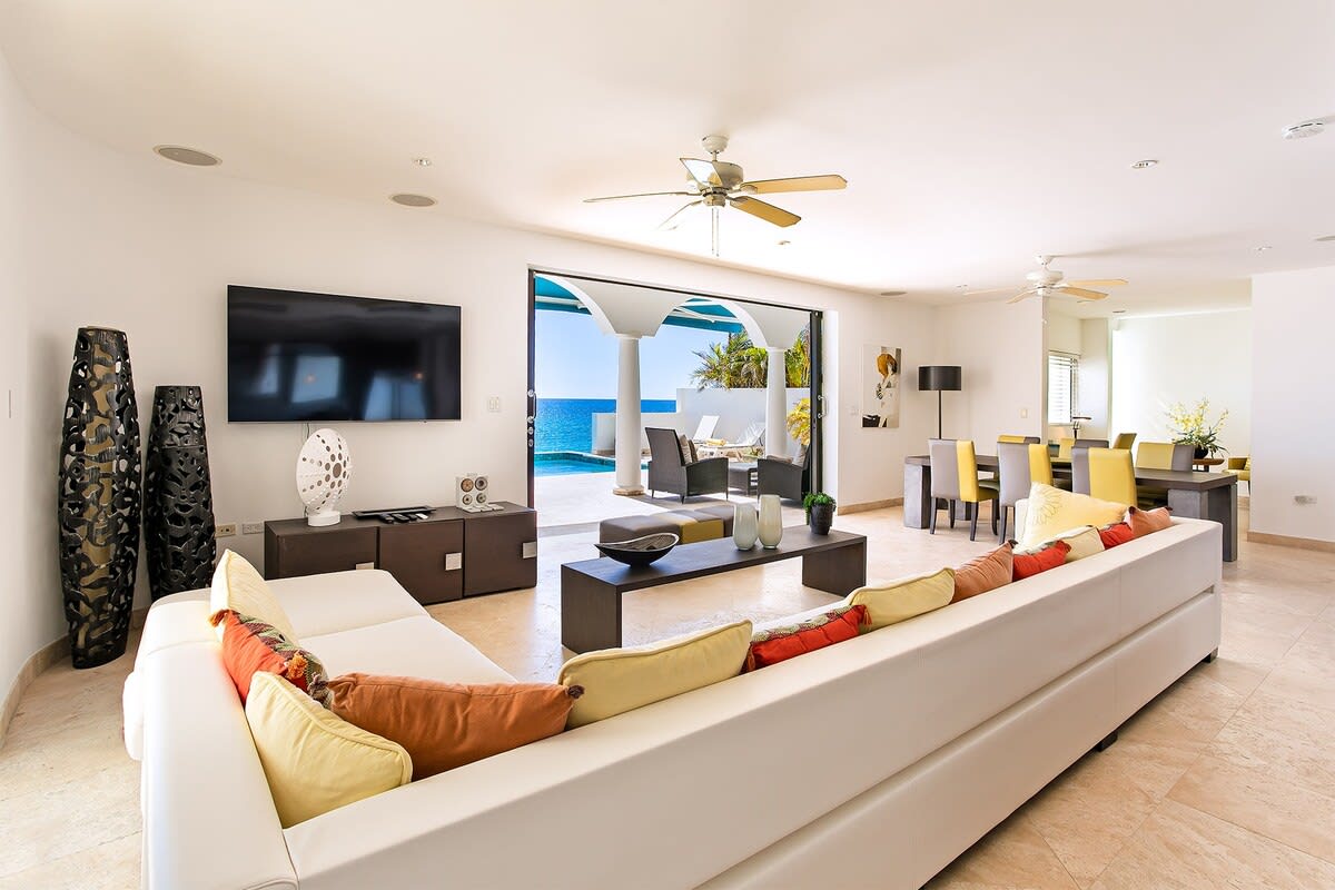 Villa Farniente, Beachfront Four-Bedroom Retreat in Shore Pointe, Cupecoy - Photo 6