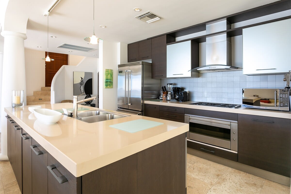 Villa Farniente, Beachfront Four-Bedroom Retreat in Shore Pointe, Cupecoy - Photo 7