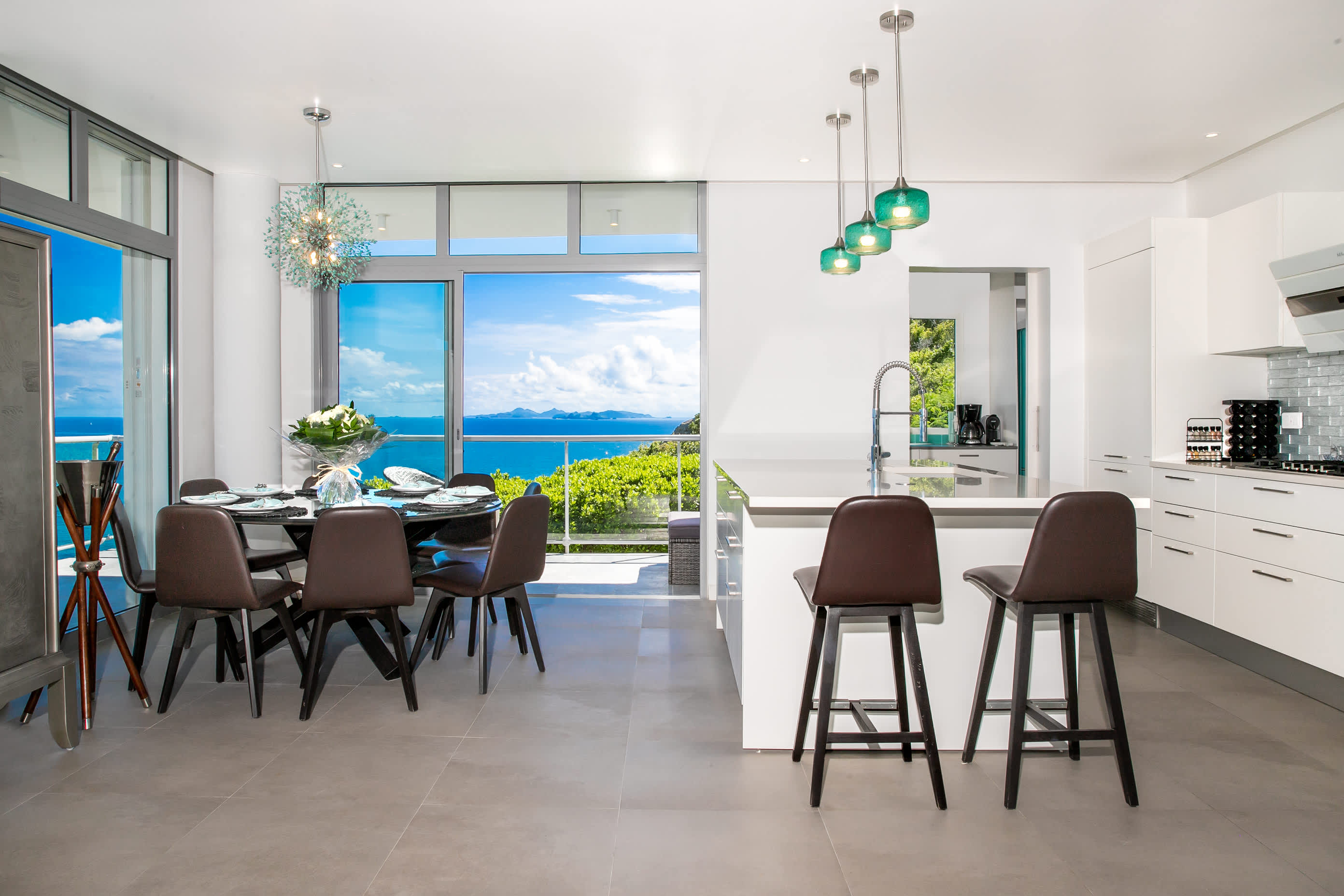 Five Minutes More, Ocean View Villa in Oyster Pond with Four King Suites - Photo 18