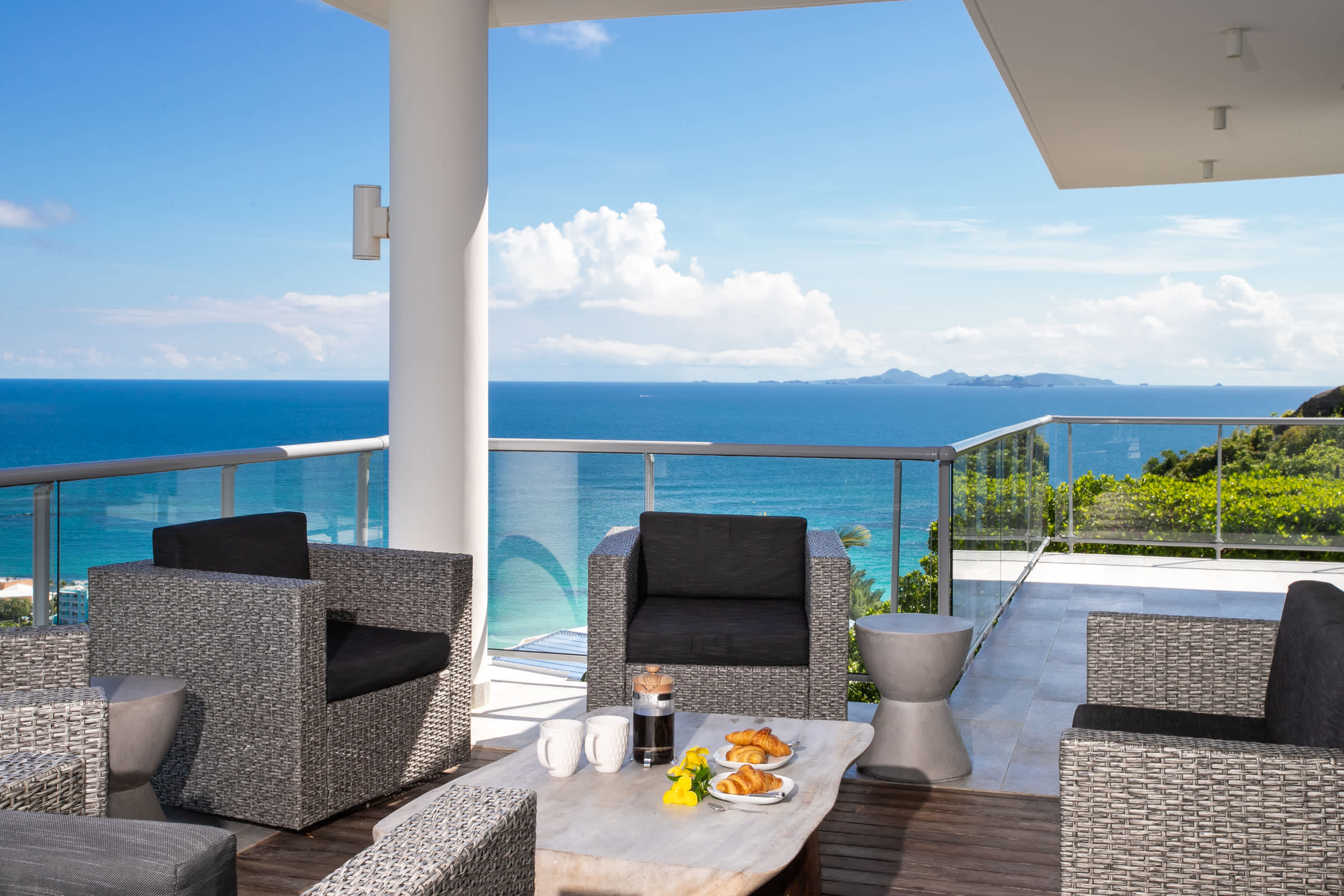 Five Minutes More, Ocean View Villa in Oyster Pond with Four King Suites - Photo 26
