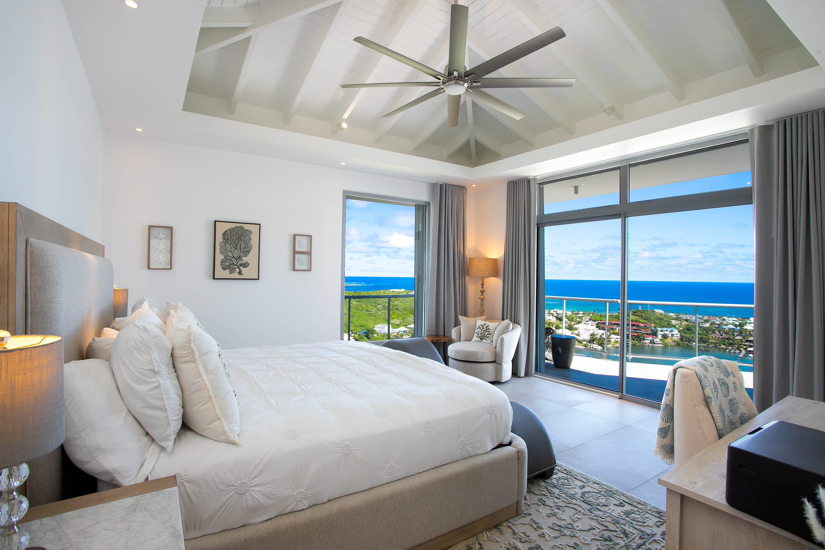 Five Minutes More, Ocean View Villa in Oyster Pond with Four King Suites - Photo 37