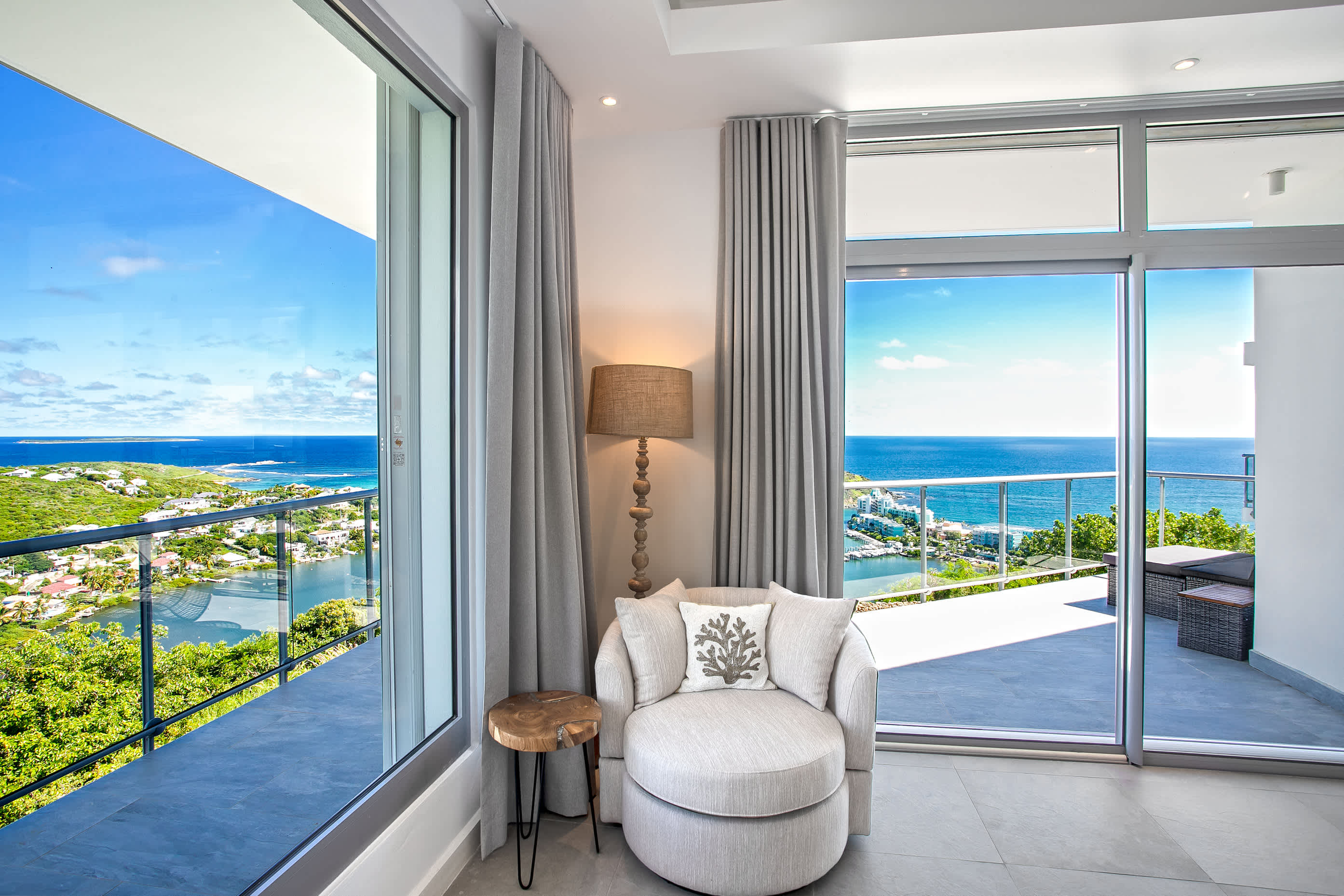 Five Minutes More, Ocean View Villa in Oyster Pond with Four King Suites - Photo 39