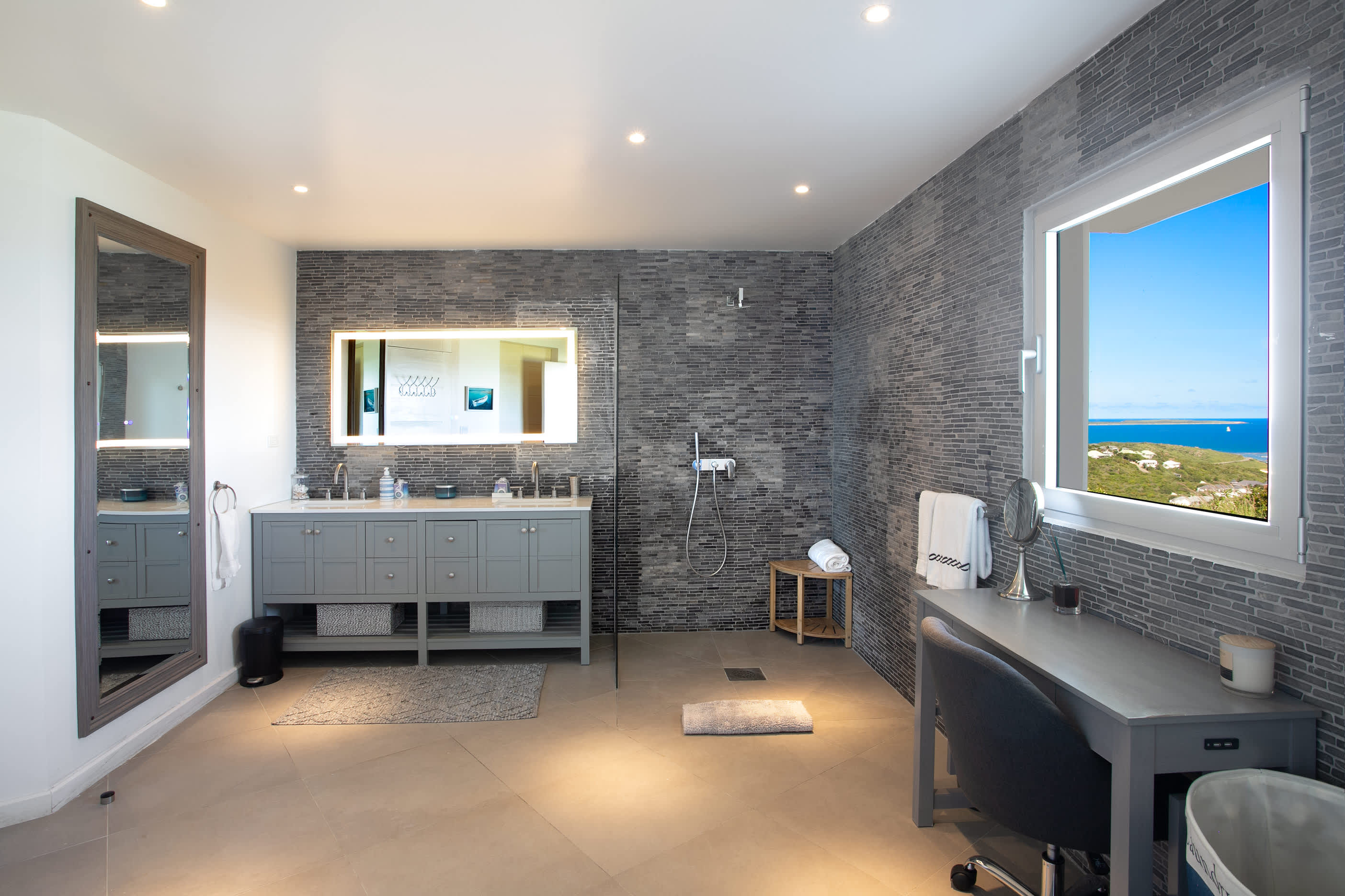 Five Minutes More, Ocean View Villa in Oyster Pond with Four King Suites - Photo 49