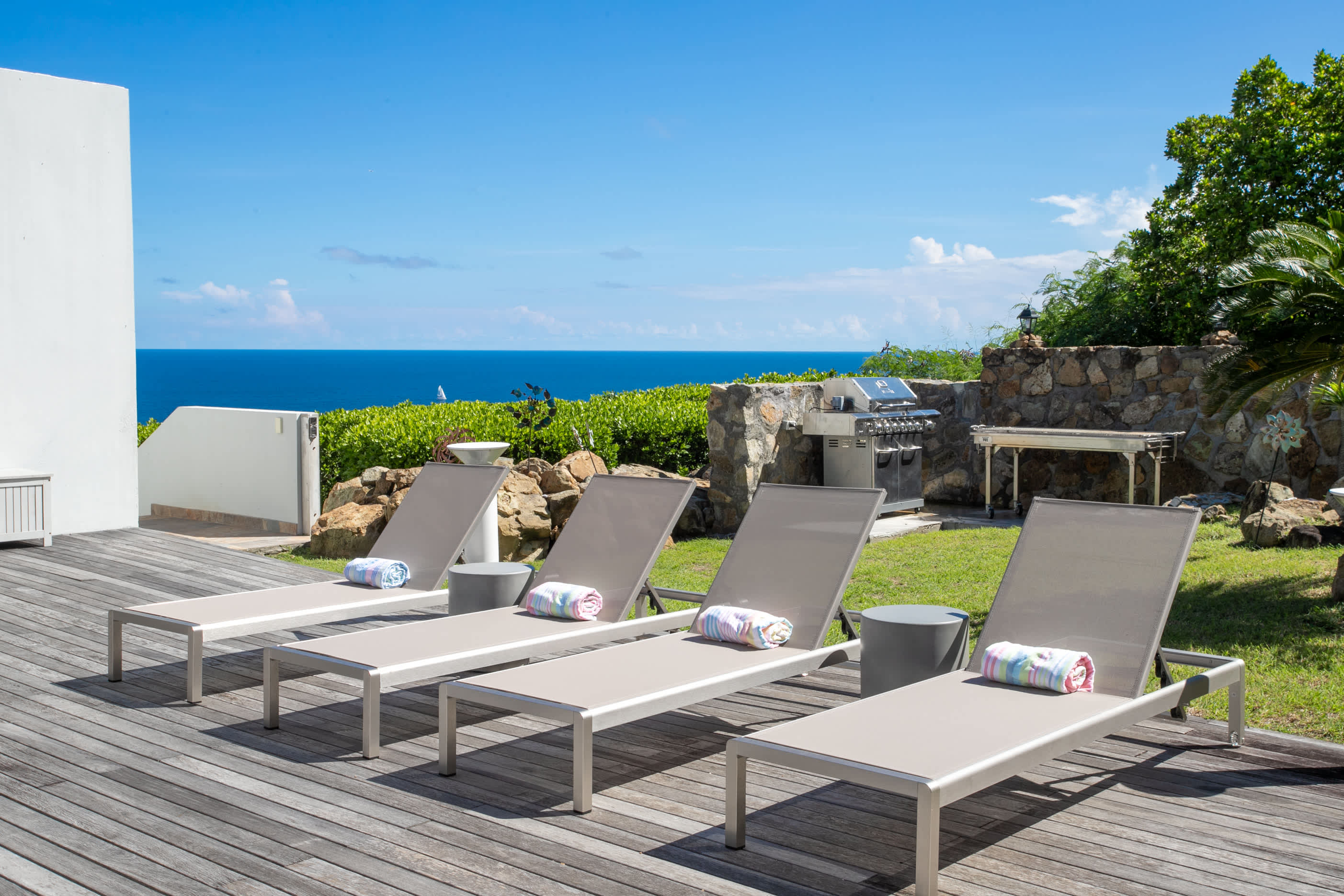 Five Minutes More, Ocean View Villa in Oyster Pond with Four King Suites - Photo 6