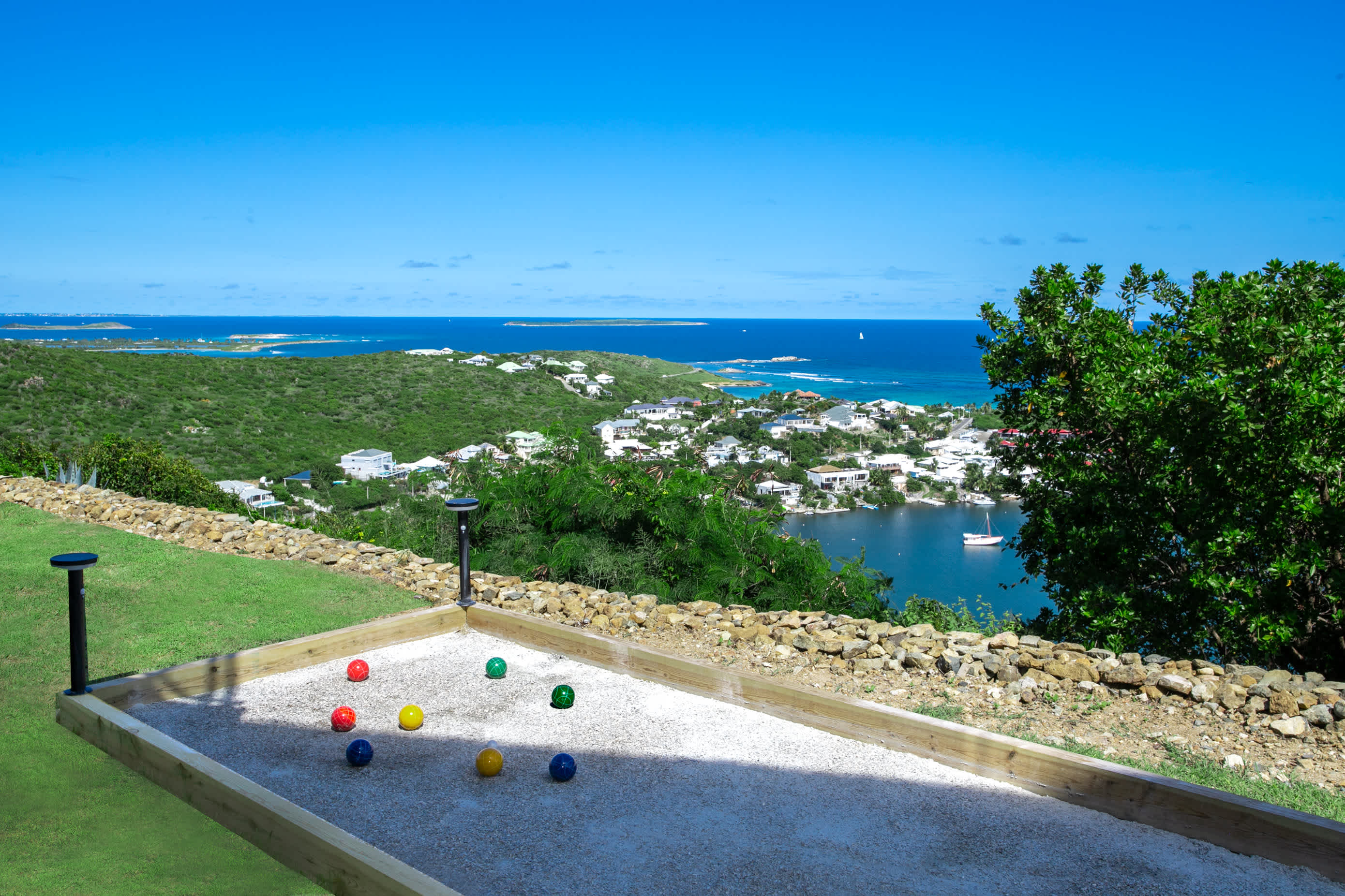 Five Minutes More, Ocean View Villa in Oyster Pond with Four King Suites - Photo 9