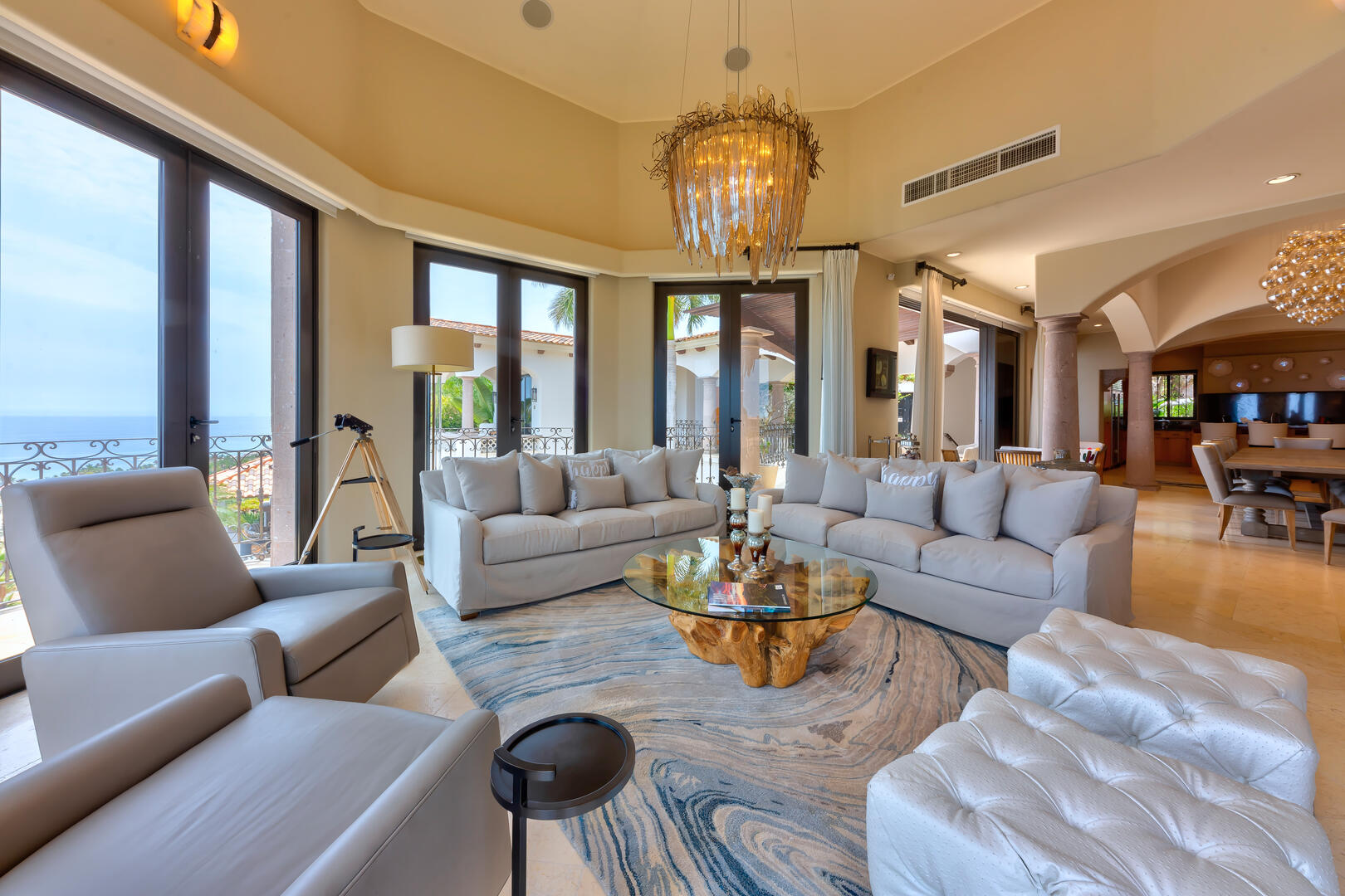 Hacienda 502, Ocean View Palmilla Villa with Five King Suites Gallery 1