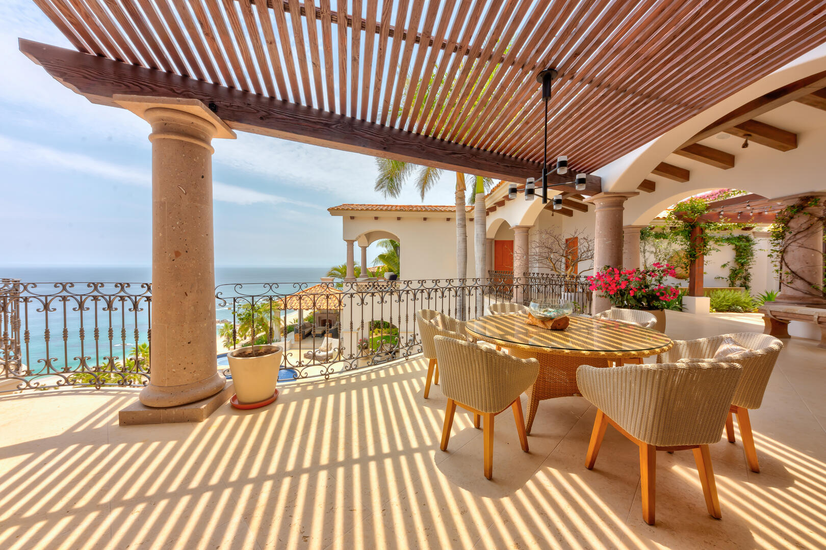 Hacienda 502, Ocean View Palmilla Villa with Five King Suites - Photo 10