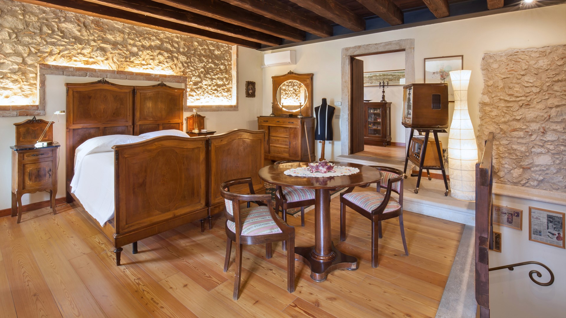 Il Giardino di Sibilia | Elegant Veneto Villa with Pool, Gardens and Stone Cellar Cantina - Photo 35